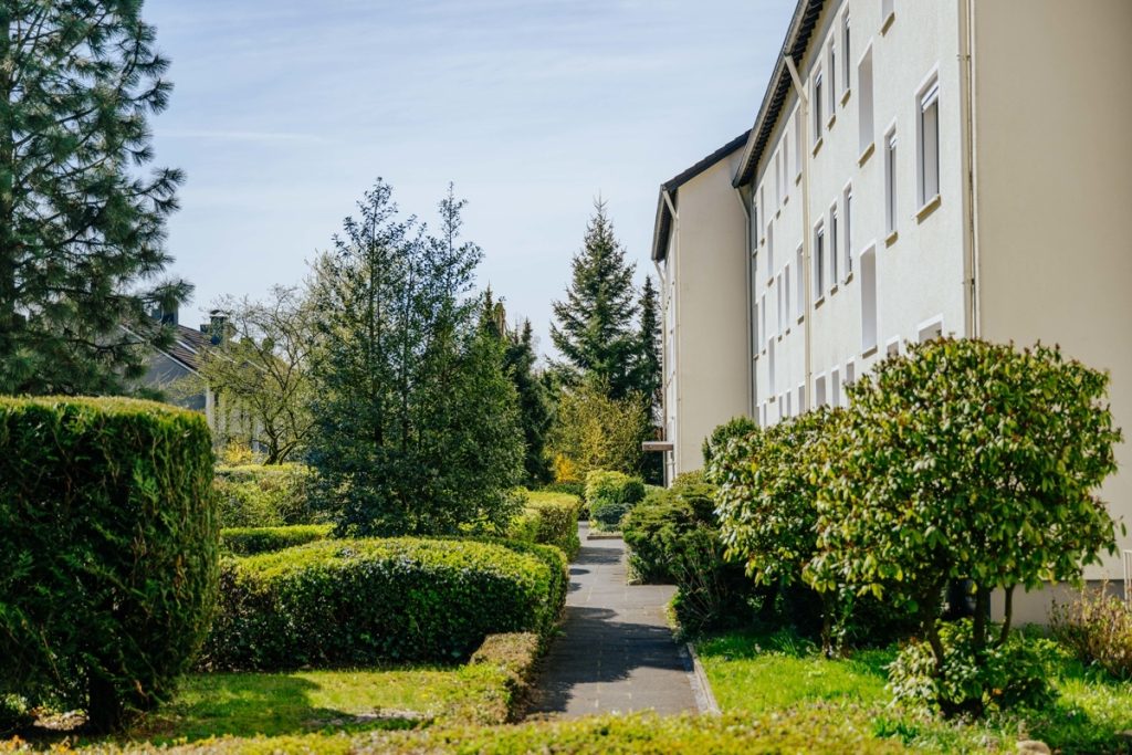 Immobilienangebot - BI-Sennestadt - Alle - Ruhig wohnen oder clever investieren