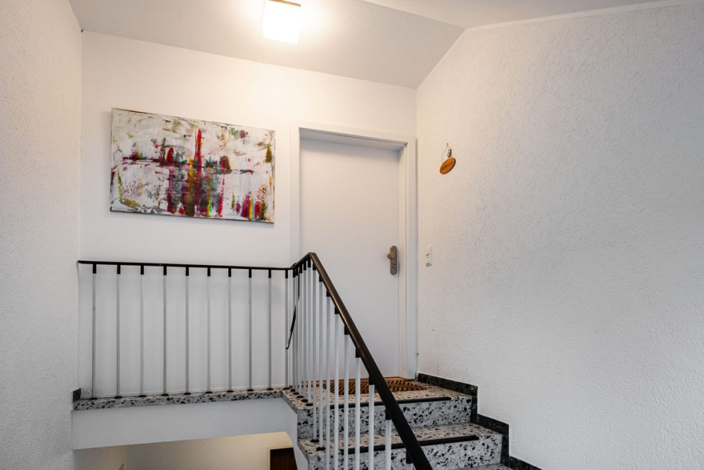 Immobilienangebot - Bielefeld / Sennestadt - Alle - Mit Dachterrasse und Garage
Moderne 4-Zimmer-Eigentumswohnung