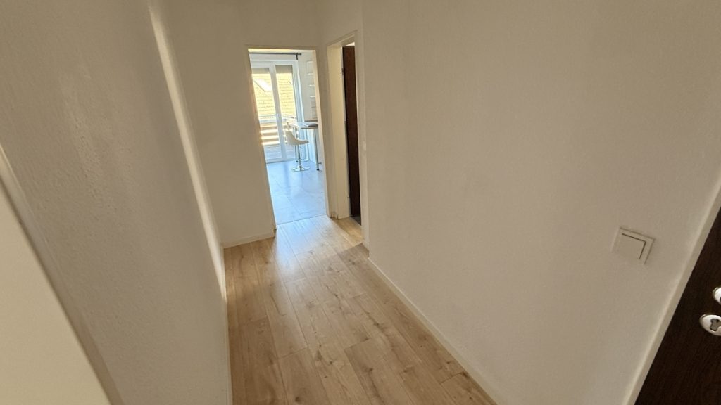 Renoviert, gemütlich, hell – Dachgeschosswohnung mit vielen Extras - Photo 5