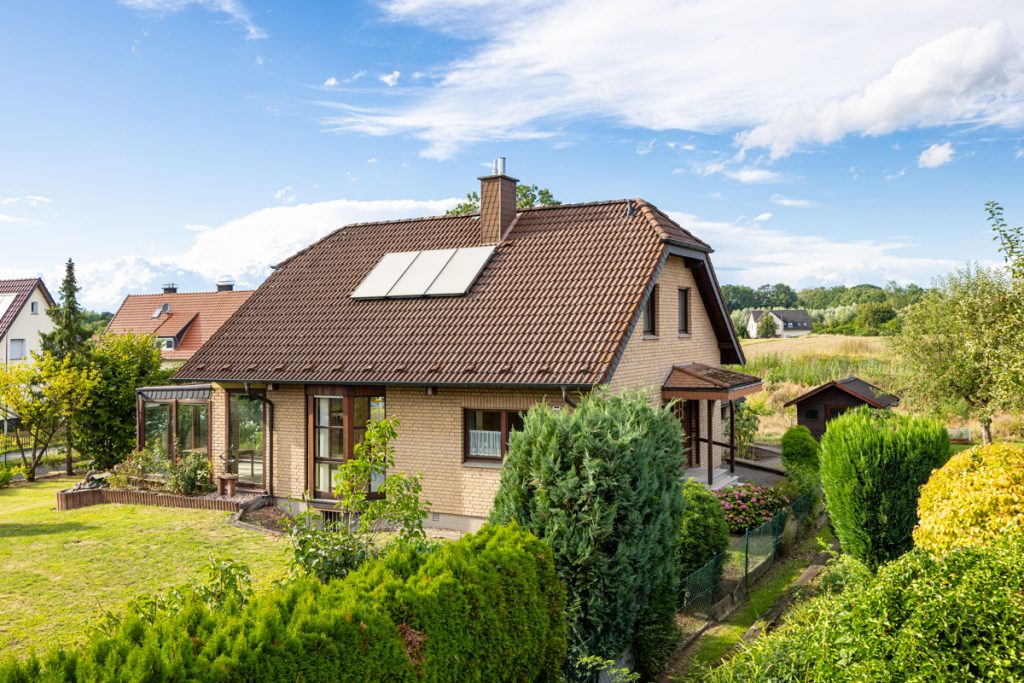 Immobilienangebot - BI - Altenhagen - Alle - Selbstständig? Seltene Gelegenheit - Wohnhaus mit Gewerbefläche