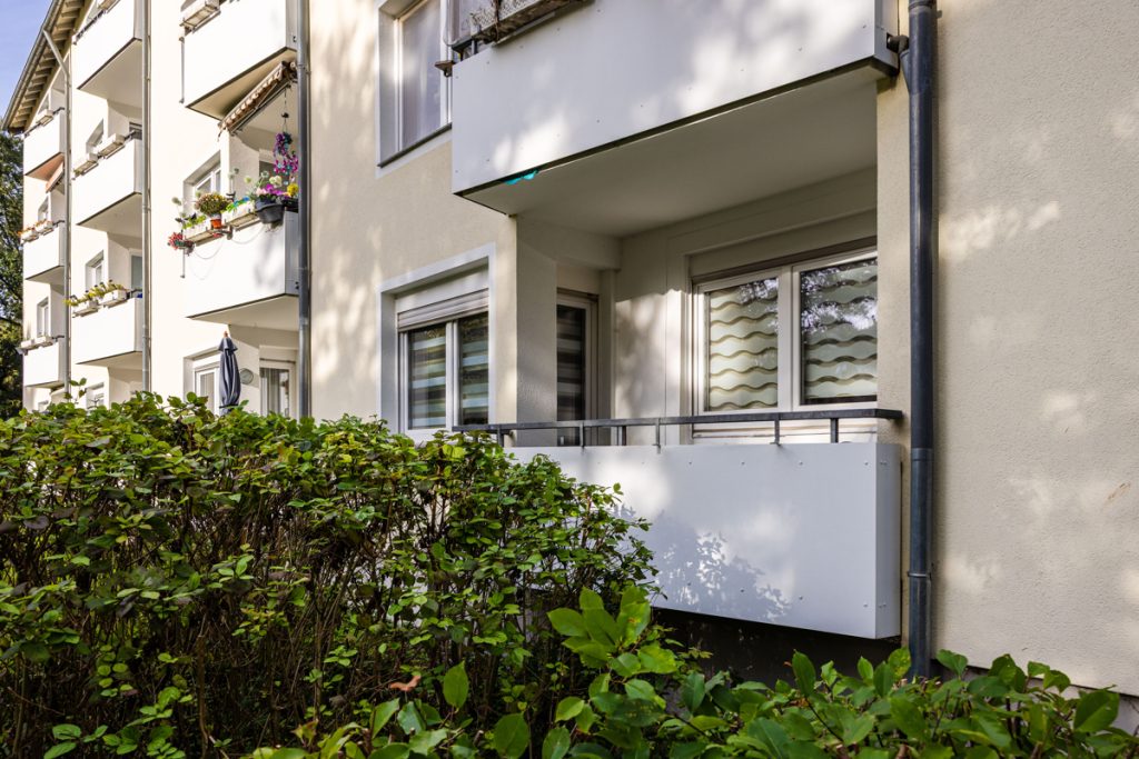 Immobilienangebot - Bielefeld / Sennestadt - Alle - Gelegenheit! Vermietete Kapitalanlage als guter Einstieg - Erbpachtgrundstück