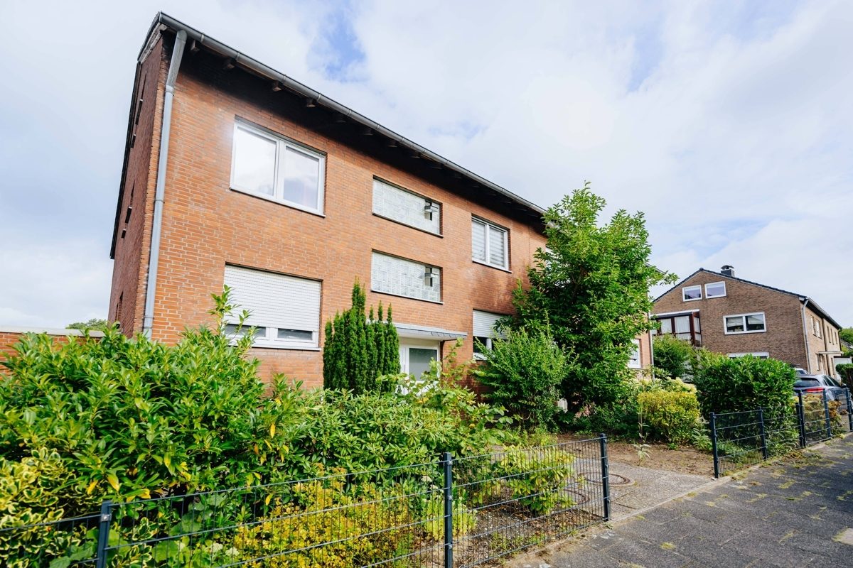 Immobilienangebot - Bielefeld / Senne - Alle - Einziehen oder neu vermieten!