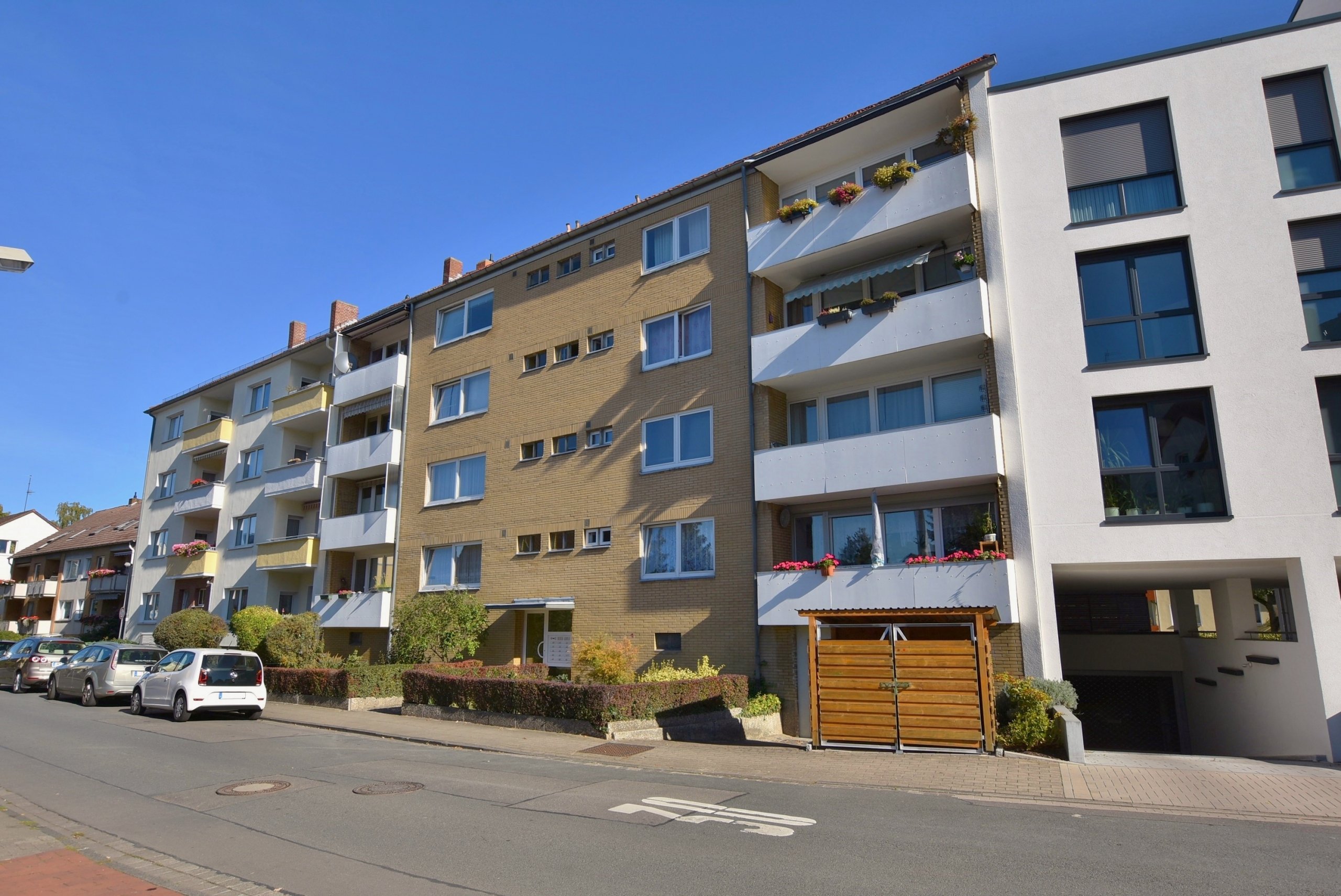 Kunze Immobilien e.K. - Immobilienangebot - 30165 Hannover - Vahrenwald - Etagenwohnung - KUNZE: VERKAUFT - gepflegte 2-Zimmerwohnung mit Balkon