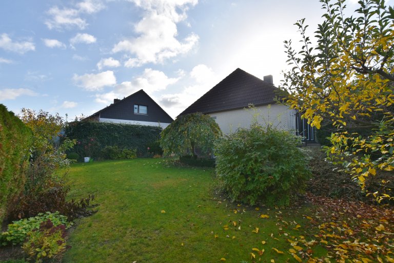 Kunze Immobilien e.K. - Immobilienangebot - 31135 Hildesheim - Hildesheim - Achtum-Uppen - Einfamilienhaus - KUNZE: PROVISIONSFREI: Freistehendes Einfamilienhaus auf Erbbaugrundstück