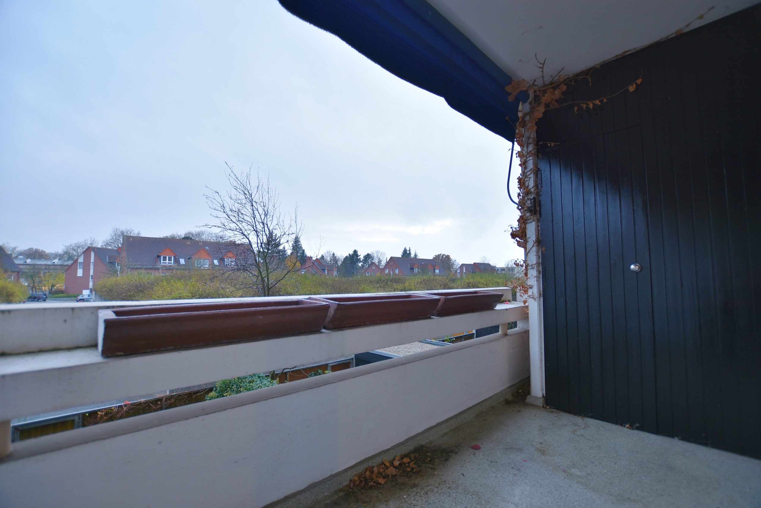 Kunze Immobilien e.K. - Immobilienangebot - 30880 Laatzen - Laatzen - Wohnungen - KUNZE: Leerstehende Wohnung mit zwei Balkonen und einer Garage in Laatzen-Mitte