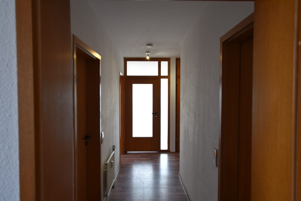 000KurzFlur Kunze Immobilien e.K. - Immobilienangebot - 30627 Hannover - Groß Buchholz - Wohnungen - KUNZE: Wohnung mit Fahrstuhl und Tiefgaragenplatz in Groß-Buchholz