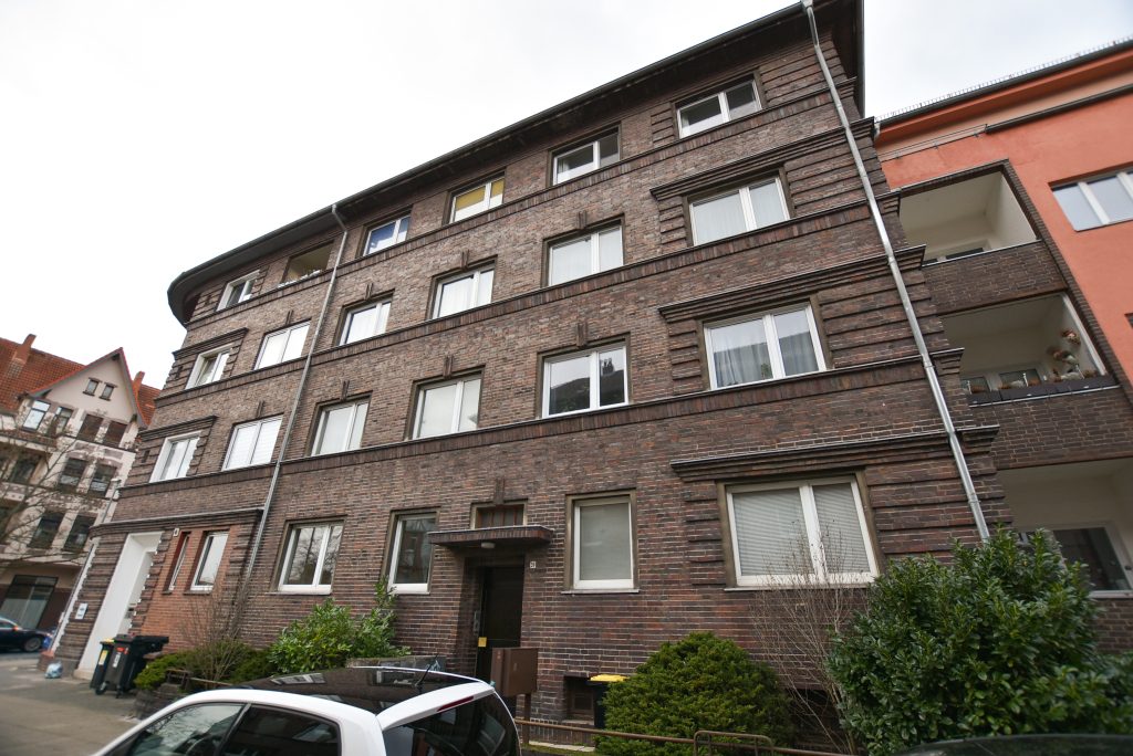 Kunze Immobilien e.K. - Immobilienangebot - 30519 Hannover - Döhren - Wohnungen - KUNZE: Provisionsfrei: sanierungsbedürftige 2-Zimmer Altbauwohnung in Döhren nahe Fiedelerplatz
