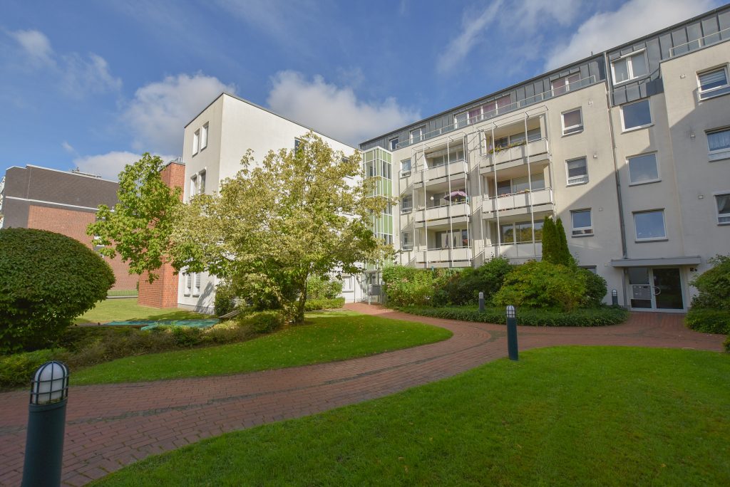 000KurzAußenansicht Kunze Immobilien e.K. - Immobilienangebot - 30853 Langenhagen - Langenhagen - Wohnungen - KUNZE: Provisionsfrei: Kapitalanlage mit Stellplatz und Terrasse in Langenhagen