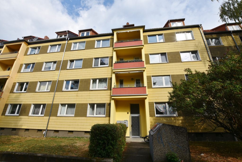 000KurzAußenansicht Kunze Immobilien e.K. - Immobilienangebot - 30459 Hannover - Ricklingen - Wohnungen - KUNZE: Kapitalanlage mit guter Straßenbahnanbindung in Hannover-Ricklingen