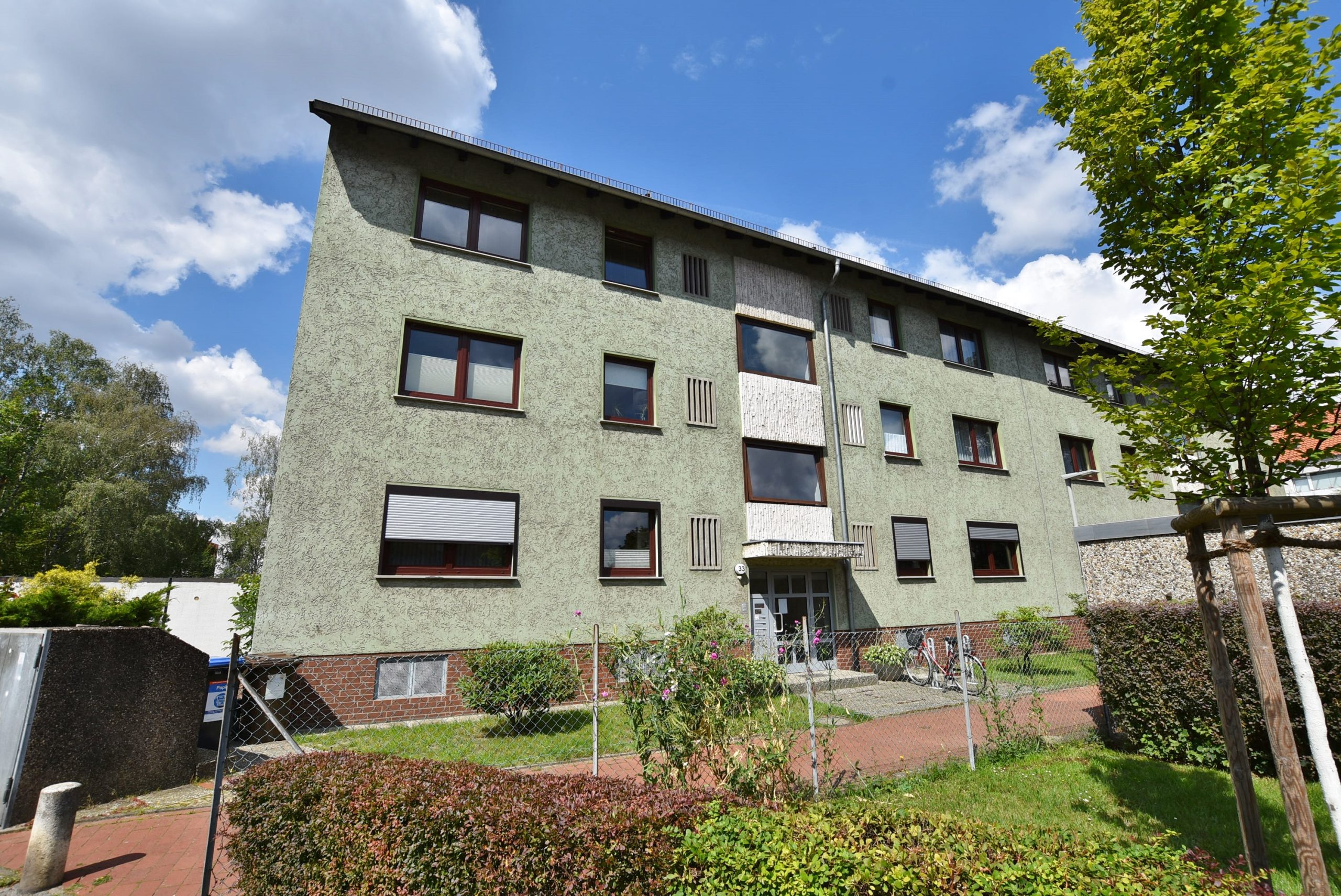 Kunze Immobilien e.K. - Immobilienangebot - 30163 Hannover - Vahrenwald - Wohnungen - KUNZE: PROVISIONSFREI: Gut geschnittene 3-Zimmerwohnung in schöner Lage