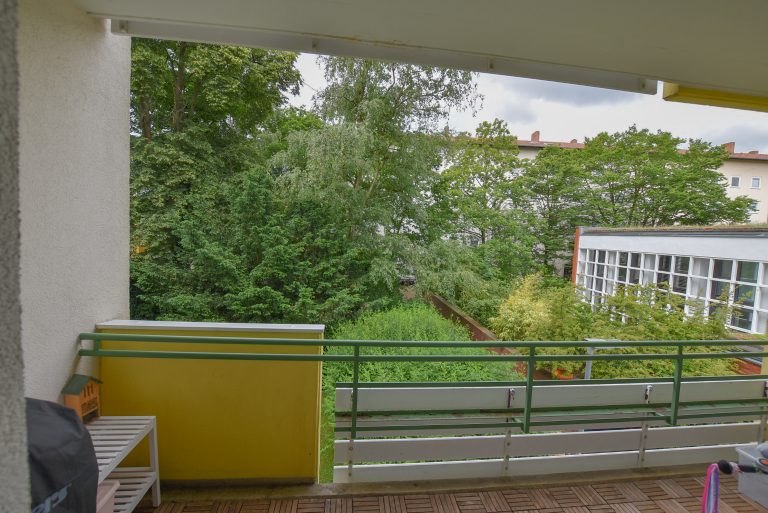 Kunze Immobilien e.K. - Immobilienangebot - 30171 Hannover - Südstadt - Wohnungen - KUNZE: sanierte 3-Zimmer-Wohnung mit Blick ins Grüne!