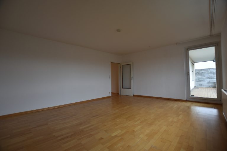 Kunze Immobilien e. K. - Immobilienangebot - 30559 Hannover - Anderten - Wohnungen - KUNZE: Großzügige Wohnung mit Balkon in Hannover-Anderten