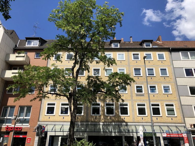 Kunze Immobilien e. K. - Immobilienangebot - 30175 Hannover - Mitte (Zentrum) - Dachgeschosswohnung - KUNZE: 1-Zimmer Dachgeschoss Wohnung für Pendler in der City!