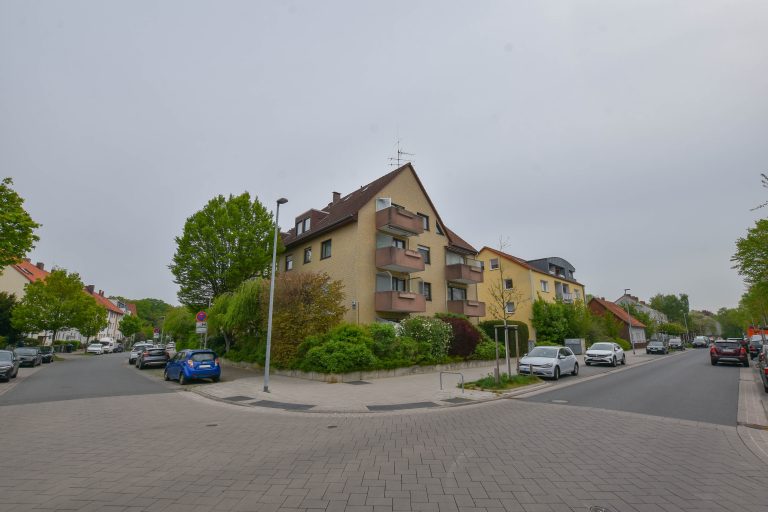 Kunze Immobilien e. K. - Immobilienangebot - 30419 Hannover - Stöcken - Wohnungen - KUNZE: leerstehende Wohnung mit Balkon in Hannover-Stöcken -PROVISIONSFREI-
