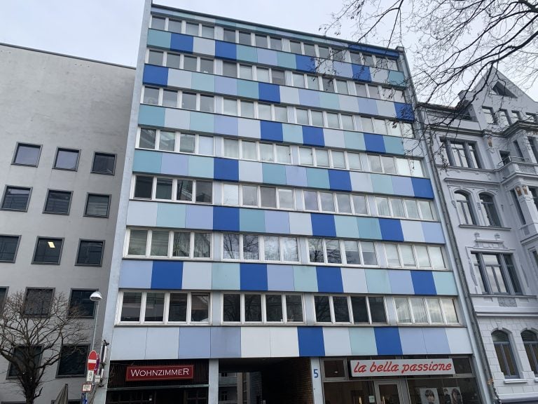 Kunze Immobilien e. K. - Immobilienangebot - 30169 Hannover - Südstadt - Etagenwohnung - KUNZE: Sanierte 1-Zimmeer Wohnung am Aegi mit Küche!