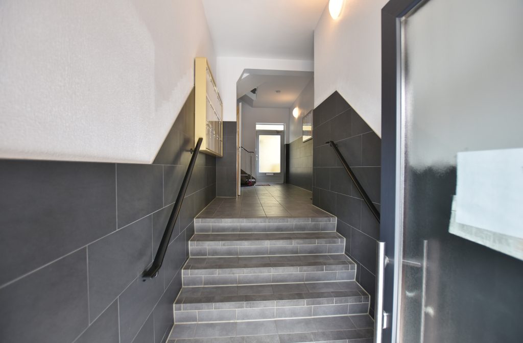 Kunze Immobilien e. K. - Immobilienangebot - 30171 Hannover - Südstadt - Wohnungen - KUNZE: Südstadt: Möblierte, aneinandergrenzende Eigentumswohnungen ohne Käuferprovision!