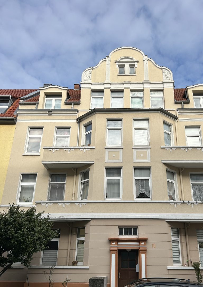 Kunze Immobilien e. K. - Immobilienangebot - 30519 Hannover - Döhren - Wohnungen - KUNZE: 3-Zimmer Dachgeschosswohnung nahe des Fiedelerplatz