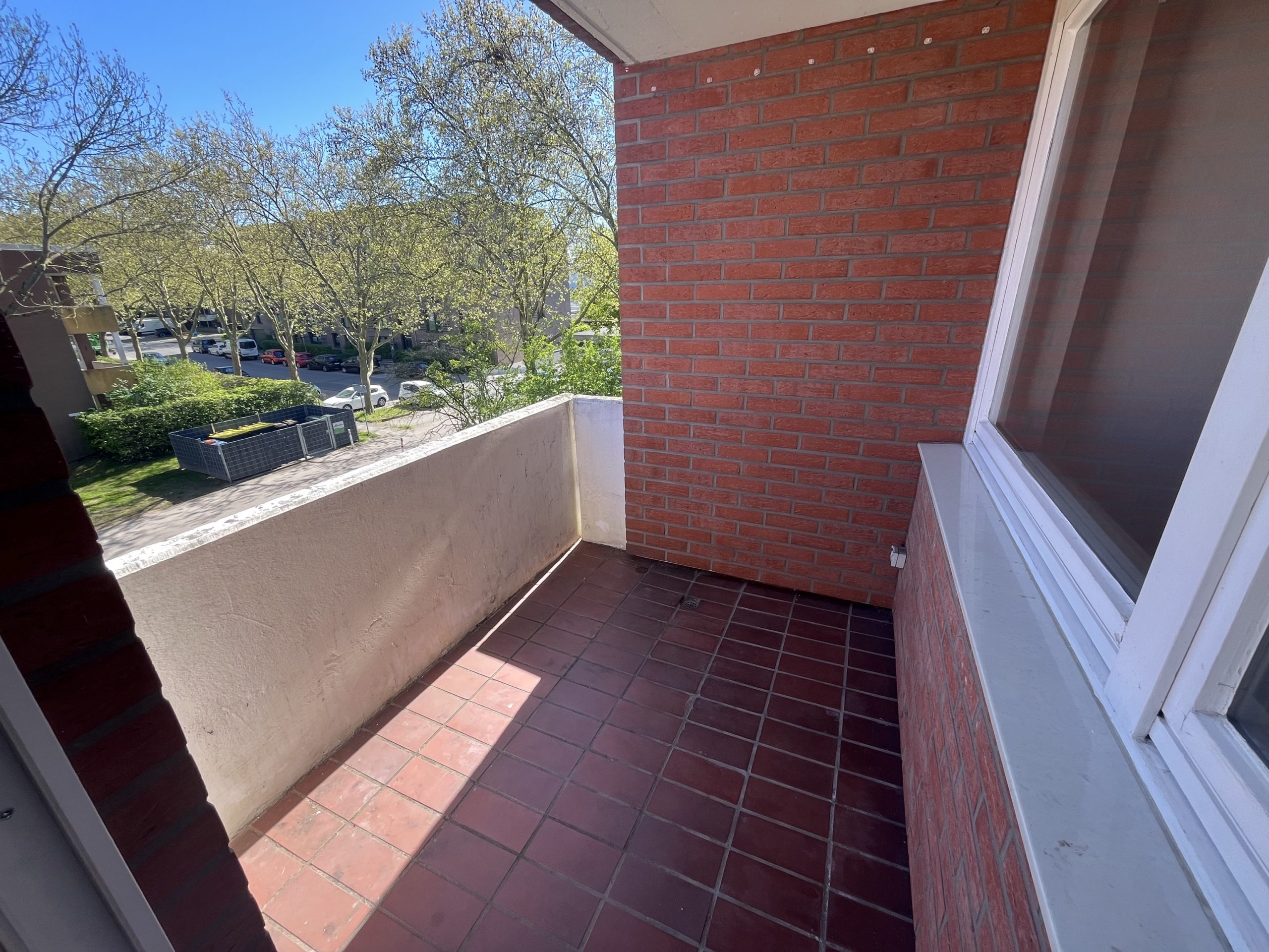 Kunze Immobilien e. K. - Immobilienangebot - 30966 Hemmingen - Hemmingen - Wohnungen - KUNZE: 2-Zimmerwohnung mit sonnigem Balkon in verkehrsgünstiger Lage