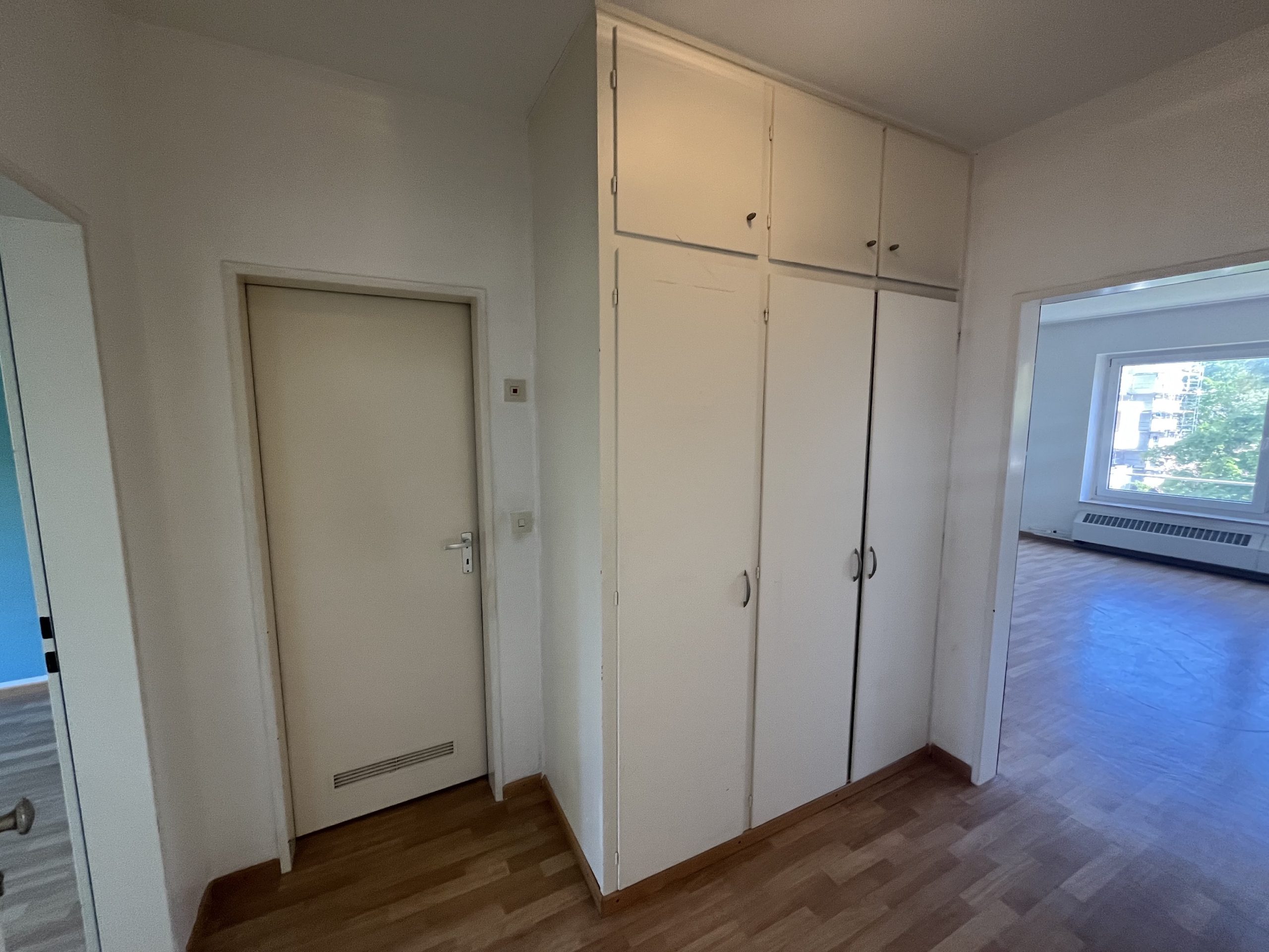 Kunze Immobilien e. K. - Immobilienangebot - 30966 Hemmingen - Hemmingen - Wohnungen - KUNZE: 2-Zimmerwohnung mit sonnigem Balkon in verkehrsgünstiger Lage