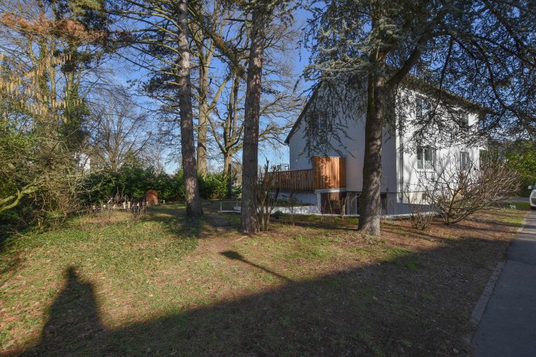 Kunze Immobilien e. K. - Immobilienangebot - 30419 Hannover - Vinnhorst - Zweifamilienhaus - KUNZE: Mit oder ohne Grundstück: energetisch saniertes Ein-Zweifamilienhaus in ruhiger Lage
