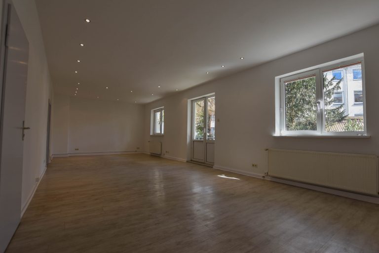 Kunze Immobilien e. K. - Immobilienangebot - 30159 Hannover - Mitte (Zentrum) - Büro / Praxis / Ausstellungsräume - KUNZE: Gepflegte Büro/Praxisflächen mit separatem Eingang in Hannover-Mitte