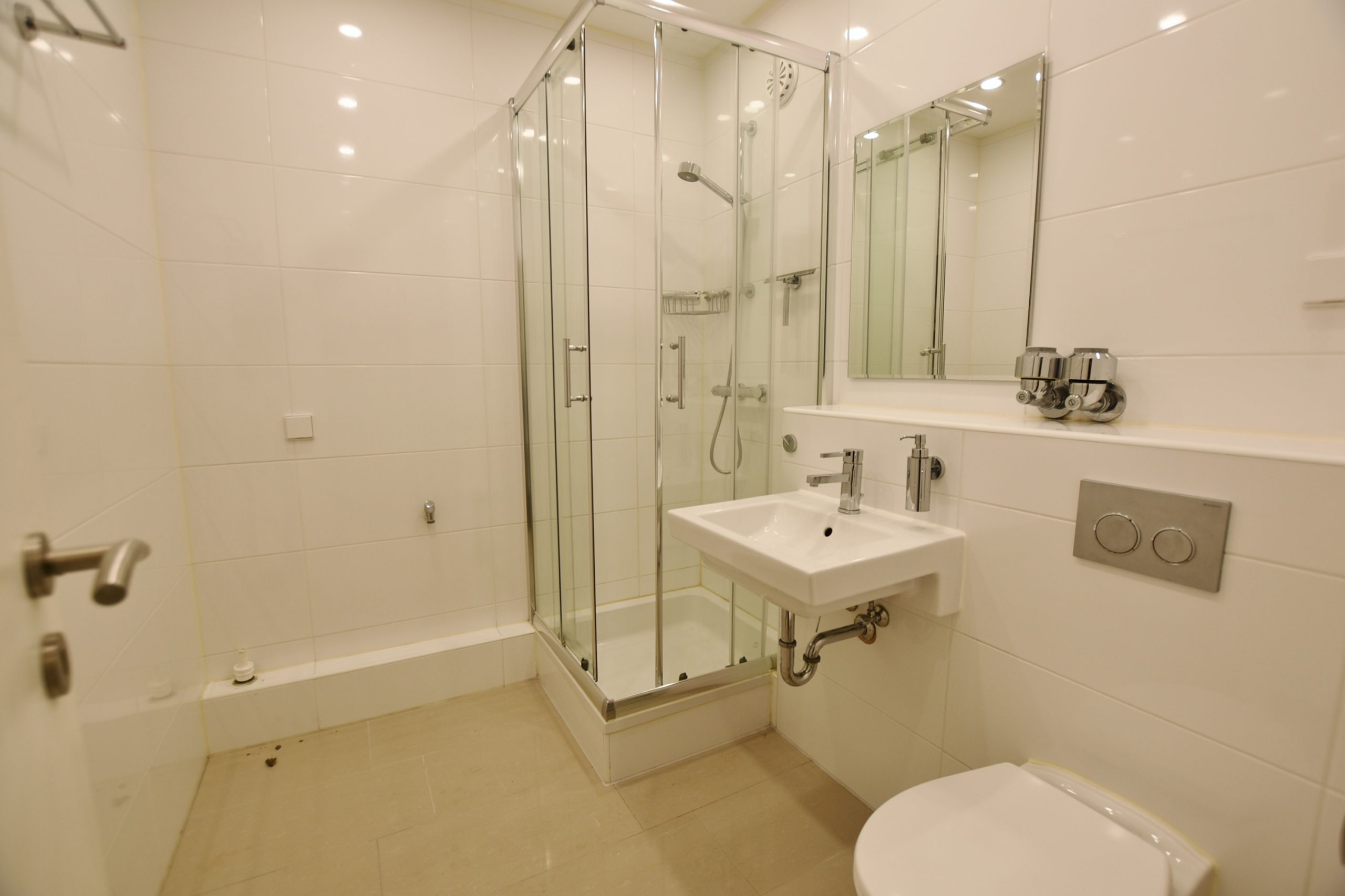 Kunze Immobilien e. K. - Immobilienangebot - 30179 Hannover - Vahrenheide - Etagenwohnung - KUNZE: Eigennutzer aufgepasst: sanierte Wohnung zum 01.05. bezugsfrei in Hannover-Vahrenheide