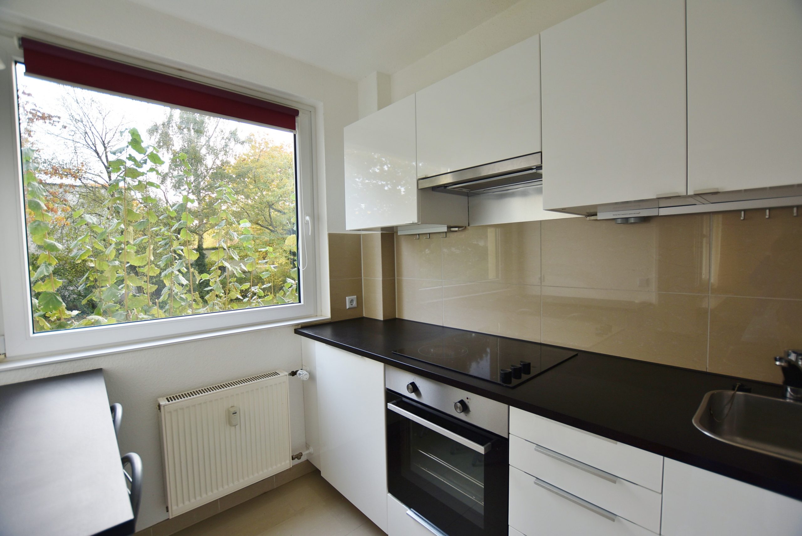 Kunze Immobilien e. K. - Immobilienangebot - 30179 Hannover - Vahrenheide - Etagenwohnung - KUNZE: Eigennutzer aufgepasst: sanierte Wohnung zum 01.05. bezugsfrei in Hannover-Vahrenheide