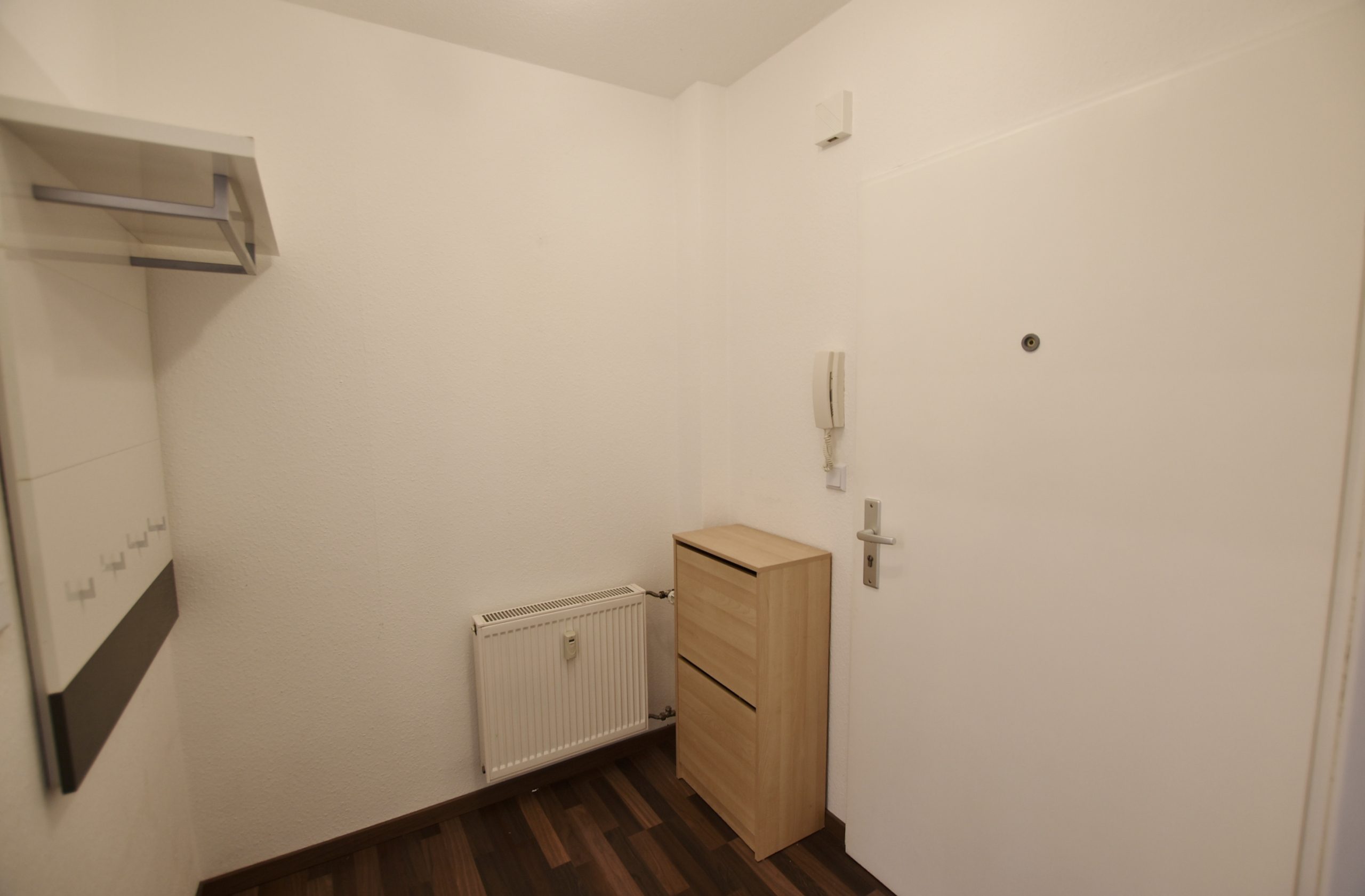 Kunze Immobilien e. K. - Immobilienangebot - 30179 Hannover - Vahrenheide - Etagenwohnung - KUNZE: Eigennutzer aufgepasst: sanierte Wohnung zum 01.05. bezugsfrei in Hannover-Vahrenheide