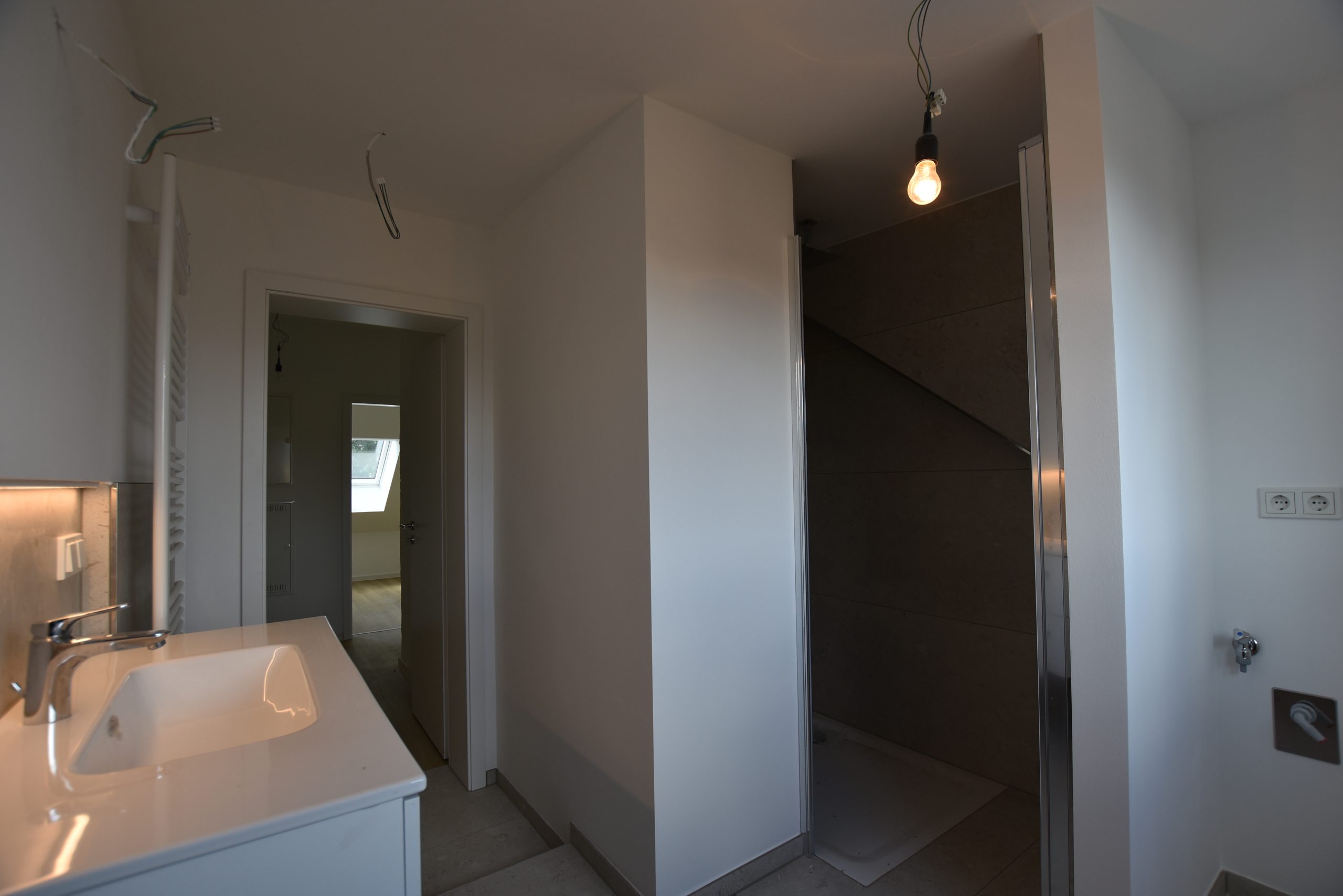 Kunze Immobilien e. K. - Immobilienangebot - 30159 Hannover - Südstadt - Wohnungen - KUNZE: 2-Zimmer Dachgeschosswohnung in der Südstadt von Hannover