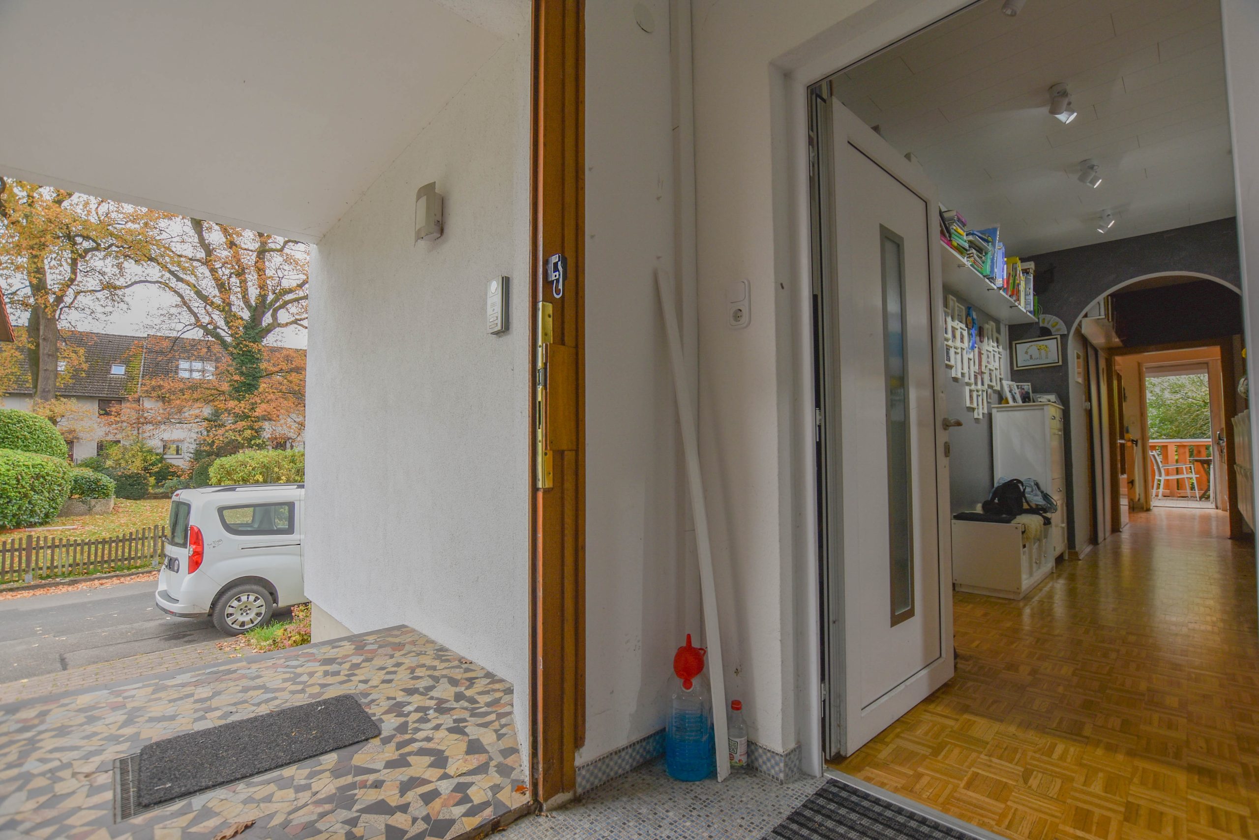 Kunze Immobilien e. K. - Immobilienangebot - 30419 Hannover - Vinnhorst - Zweifamilienhaus - KUNZE: Mit oder ohne Grundstück: energetisch saniertes Ein-Zweifamilienhaus in ruhiger Lage