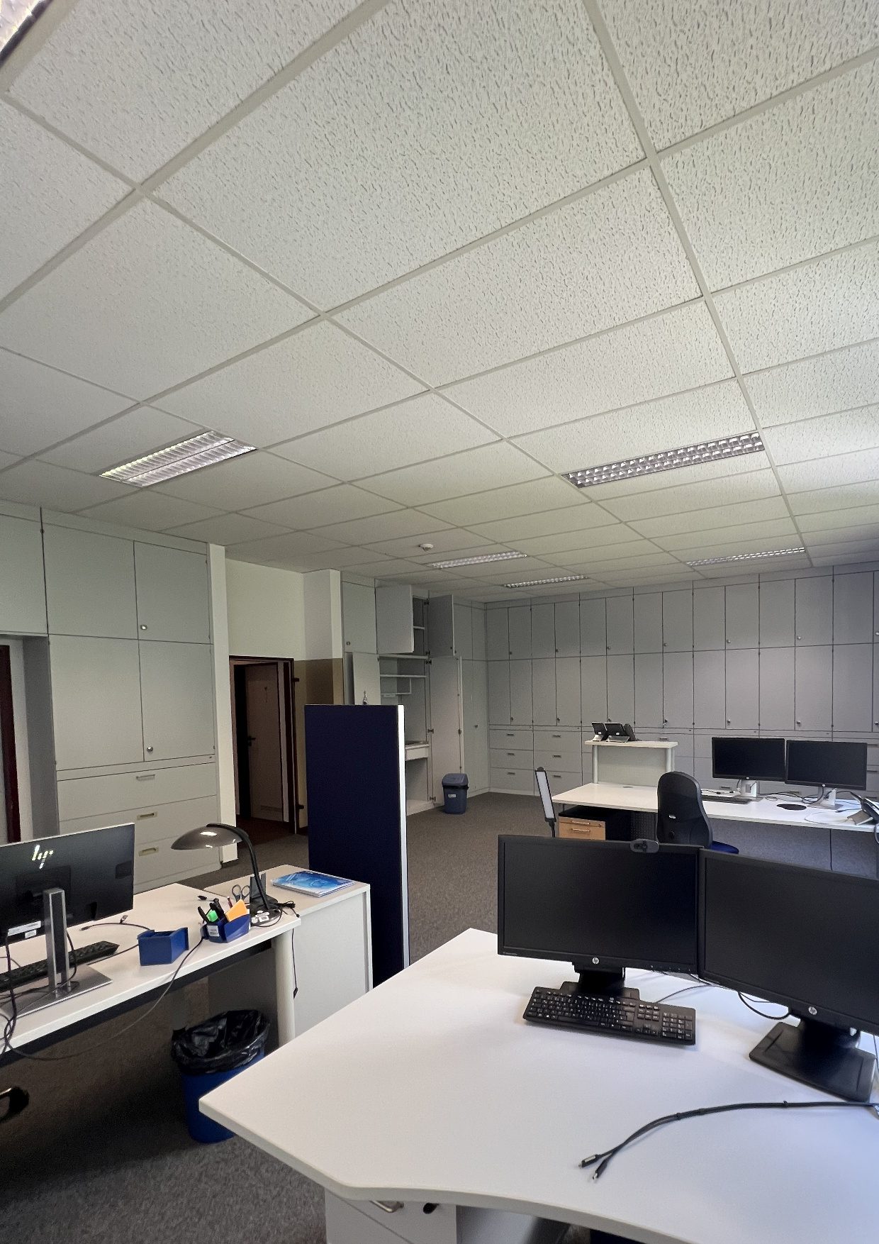 Kunze Immobilien e. K. - Immobilienangebot - 30539 Hannover - Bemerode - Büro - KUNZE: Attraktive Büroflächen in der Nähe des Messegeländes mit großer Hallenlagerfläche