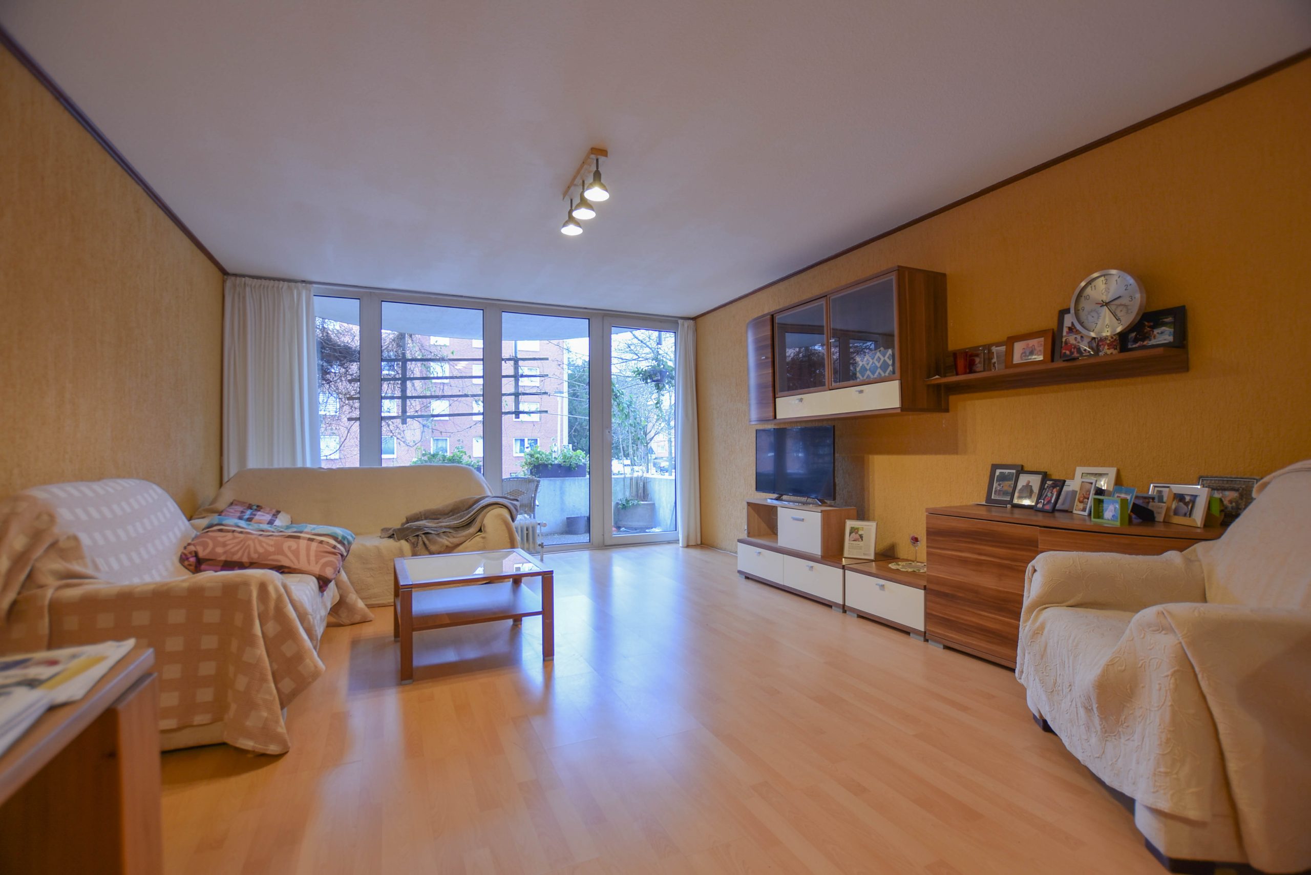 Kunze Immobilien e. K. - Immobilienangebot - 30627 Hannover - Groß Buchholz - Etagenwohnung - KUNZE: MHH-Nähe: sofort bezugsfreie Erdgeschosswohnung mit TG-Platz in Hannover-Groß-Buchholz