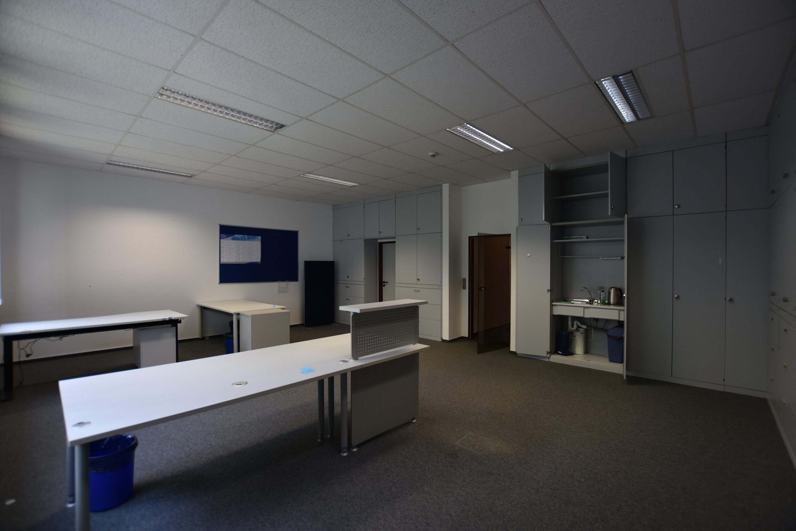Kunze Immobilien e. K. - Immobilienangebot - 30539 Hannover - Bemerode - Büro - KUNZE: Attraktive Büroflächen mit großer Hallenlagerfläche in der Nähe des Messegeländes