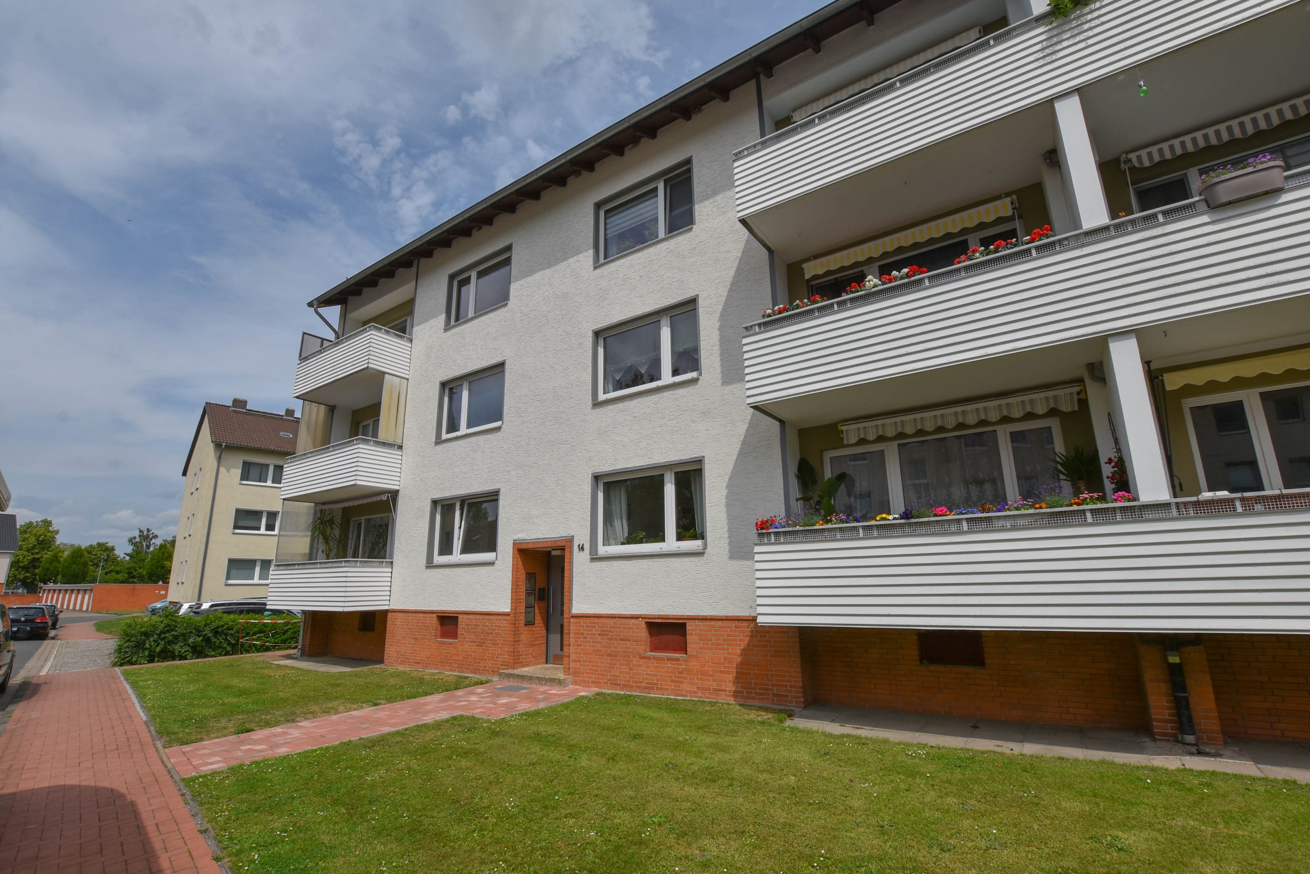Kunze Immobilien e. K. - Immobilienangebot - 30952 Ronnenberg - Ronnenberg - Etagenwohnung - KUNZE: 3-Zimmer Wohnung mit Balkon in Ronnenberg