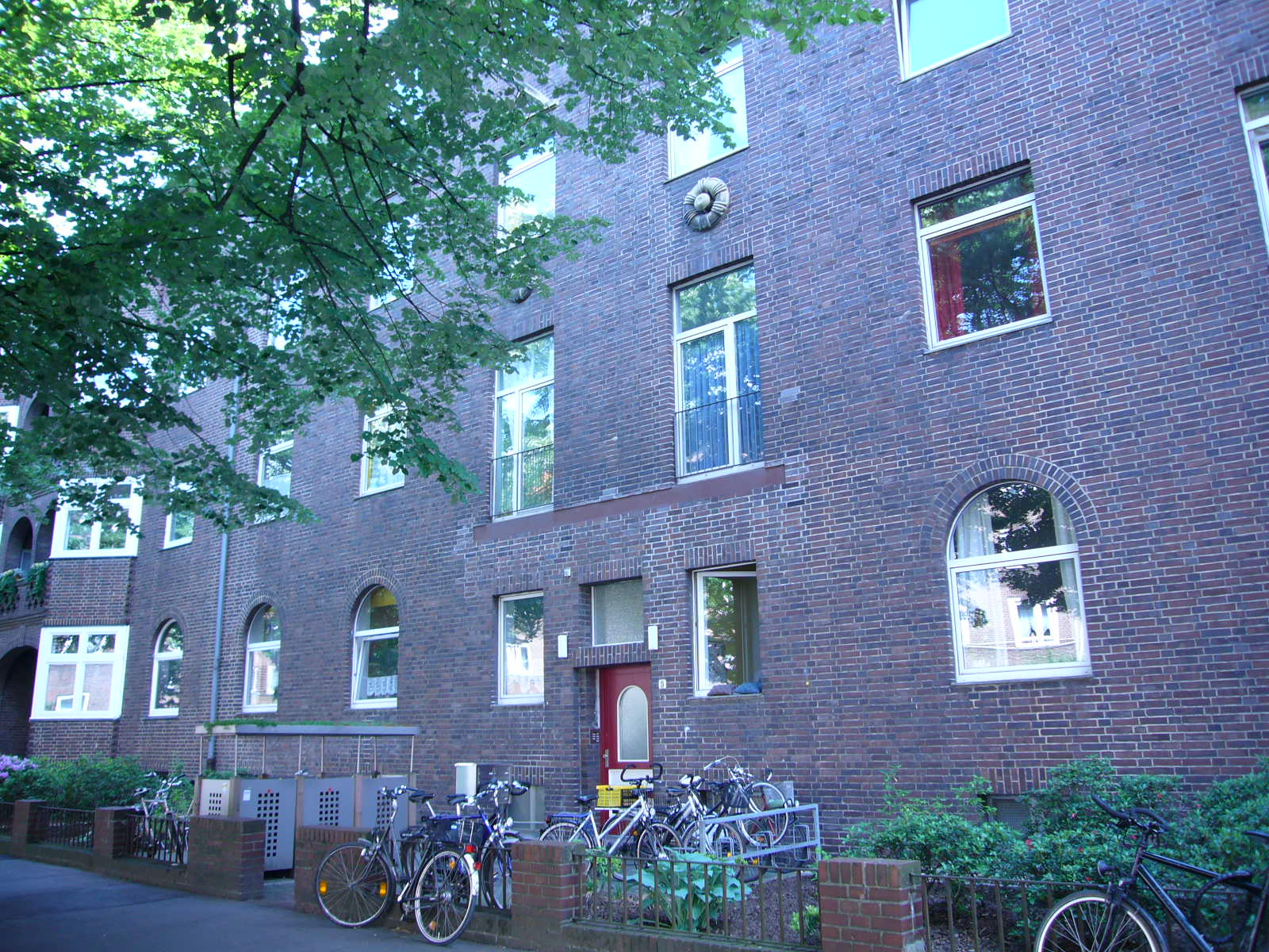 Kunze Immobilien e. K. - Immobilienangebot - 30173 Hannover - Südstadt - Etagenwohnung - KUNZE: 4-Zimmerwohnung ideal für Familien in der Südstadt