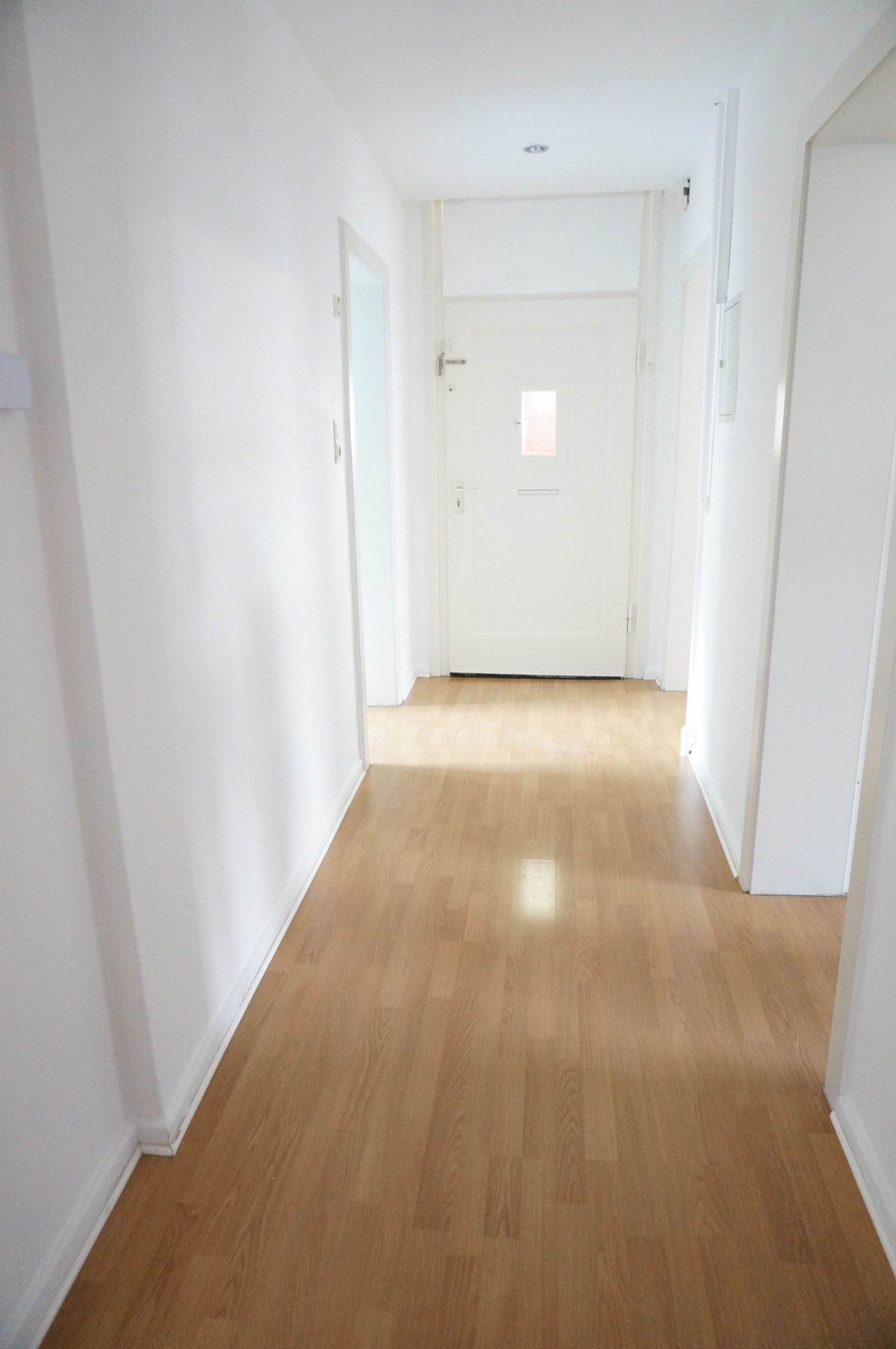 Kunze Immobilien e. K. - Immobilienangebot - 30173 Hannover - Südstadt - Etagenwohnung - KUNZE: 4-Zimmerwohnung ideal für Familien in der Südstadt