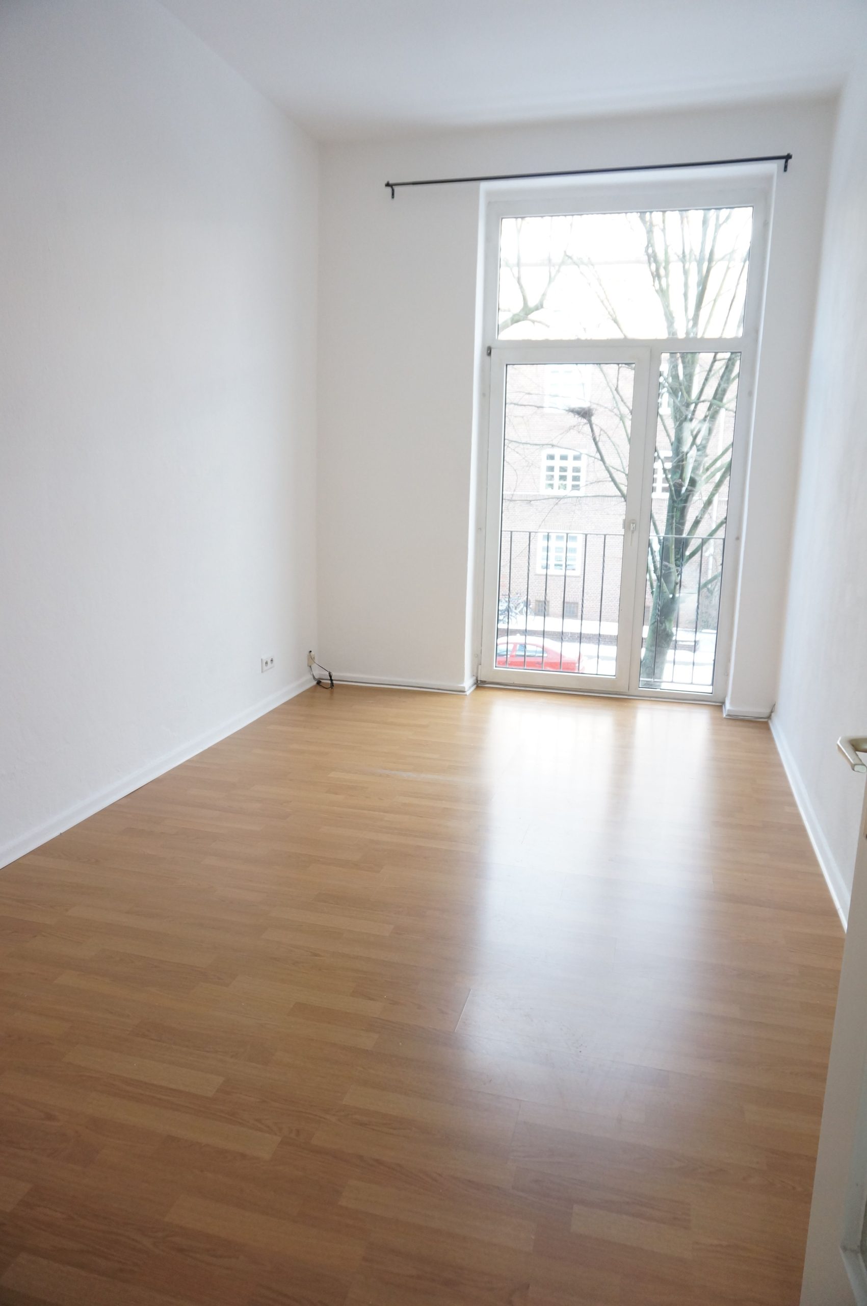 Kunze Immobilien e. K. - Immobilienangebot - 30173 Hannover - Südstadt - Etagenwohnung - KUNZE: 4-Zimmerwohnung ideal für Familien in der Südstadt