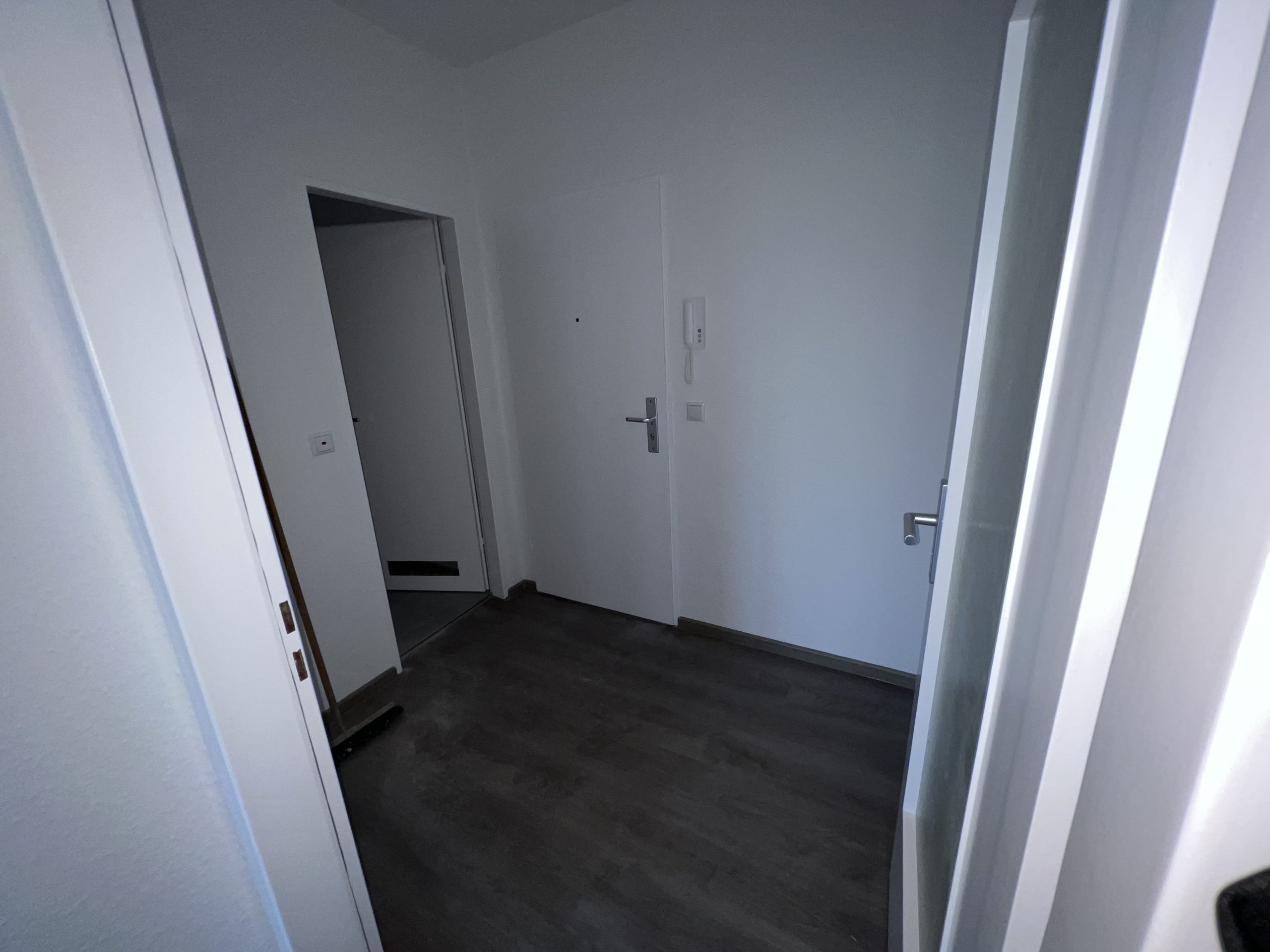 Kunze Immobilien e. K. - Immobilienangebot - 30419 Hannover - Stöcken - Etagenwohnung - KUNZE: Moderne 1,5 Zimmer Wohnung am Stöckener Markt