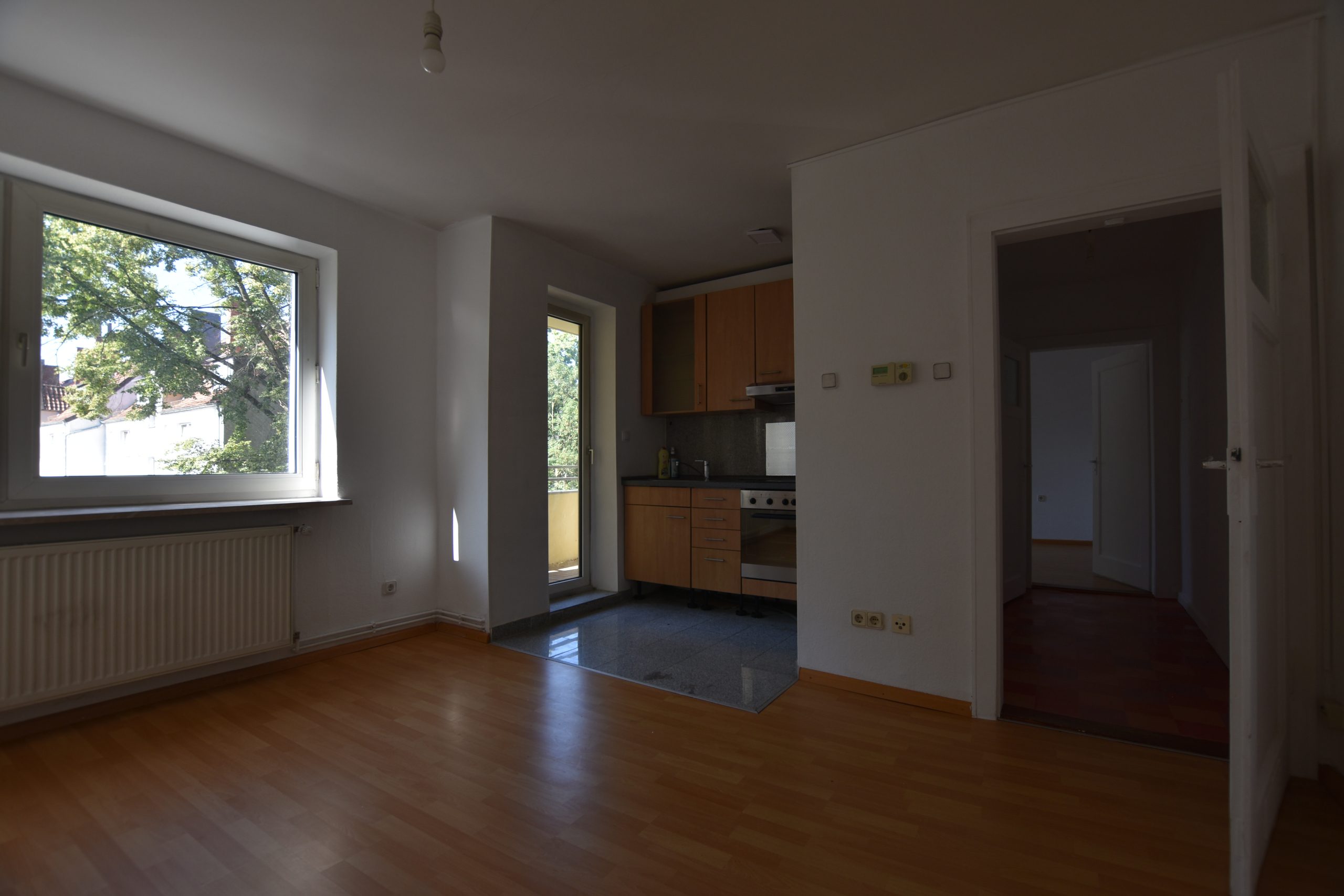 Kunze Immobilien e. K. - Immobilienangebot - 30459 Hannover - Ricklingen - Etagenwohnung - KUNZE: Gut geschnittene Wohnung mit hervorragender Verkehrsanbindung in Ricklingen
