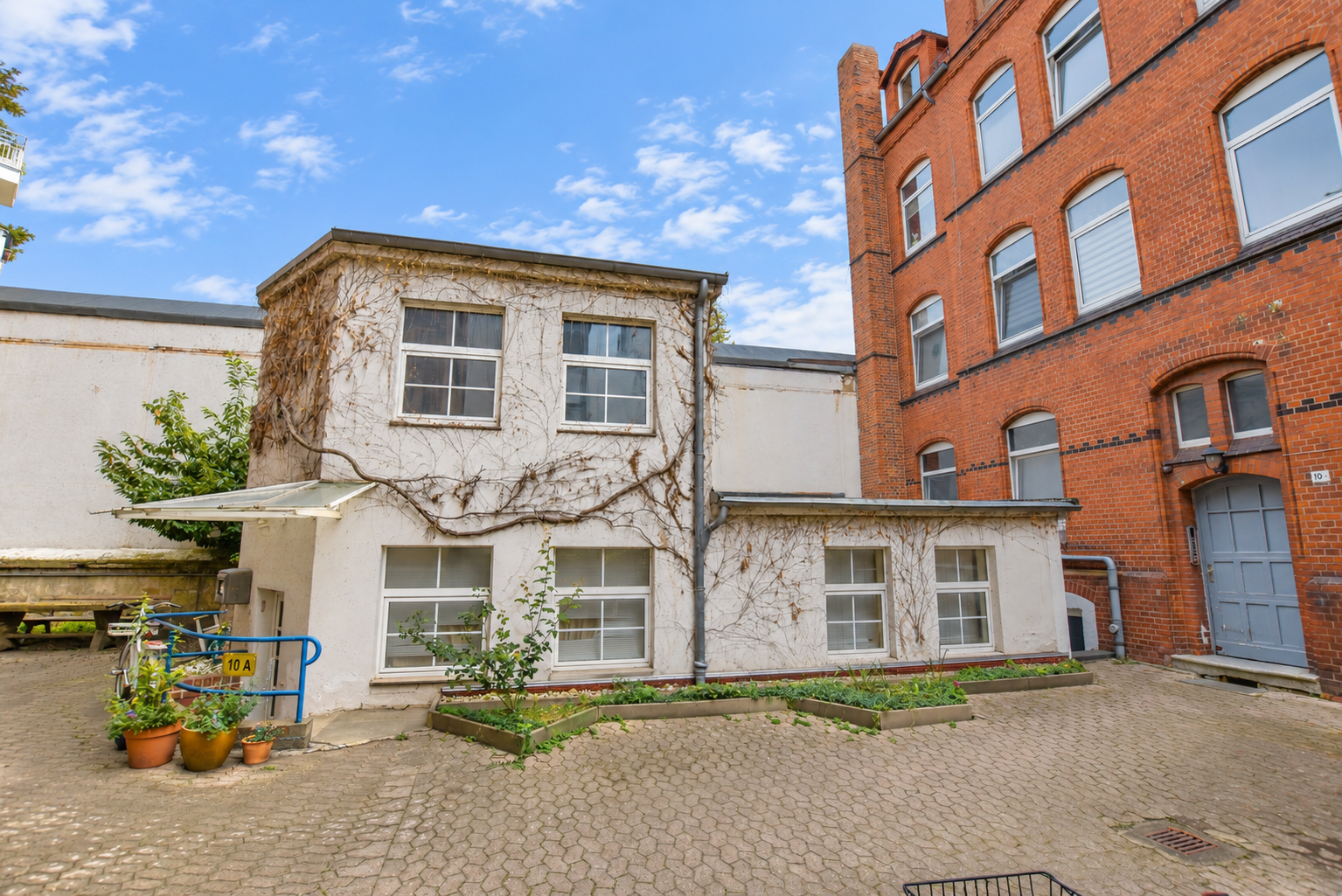 Kunze Immobilien e. K. - Immobilienangebot - 30625 Hannover - Kleefeld - Mehrfamilienhaus - KUNZE: Nach WEG aufgeteilt: 11 Einheiten in der Nähe vom Kantplatz in Hannover-Kleefeld