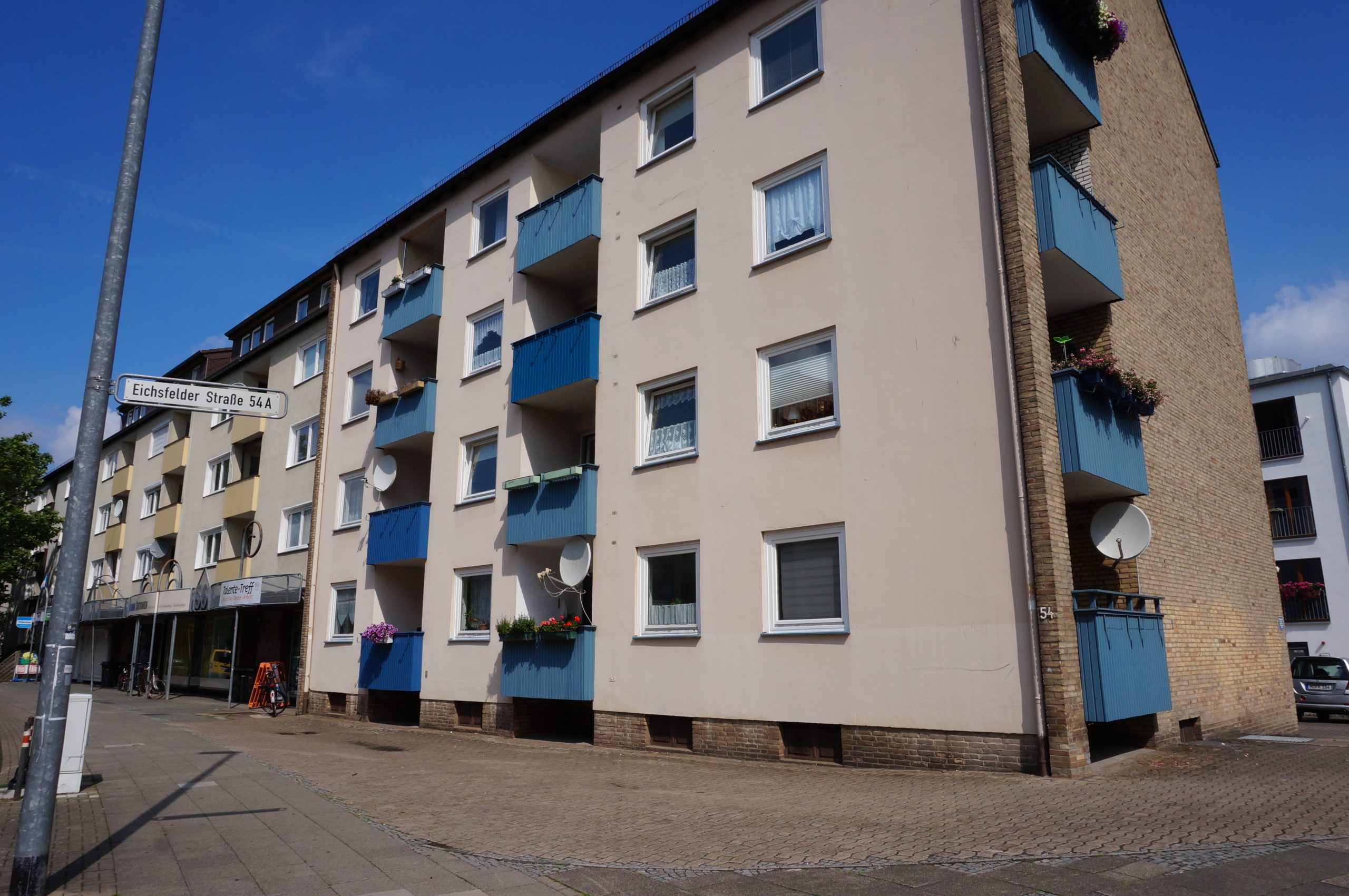 Kunze Immobilien e. K. - Immobilienangebot - 30419 Hannover - Stöcken - Etagenwohnung - KUNZE: 2-Zimmer Wohnung mit Balkon in Stöcken!