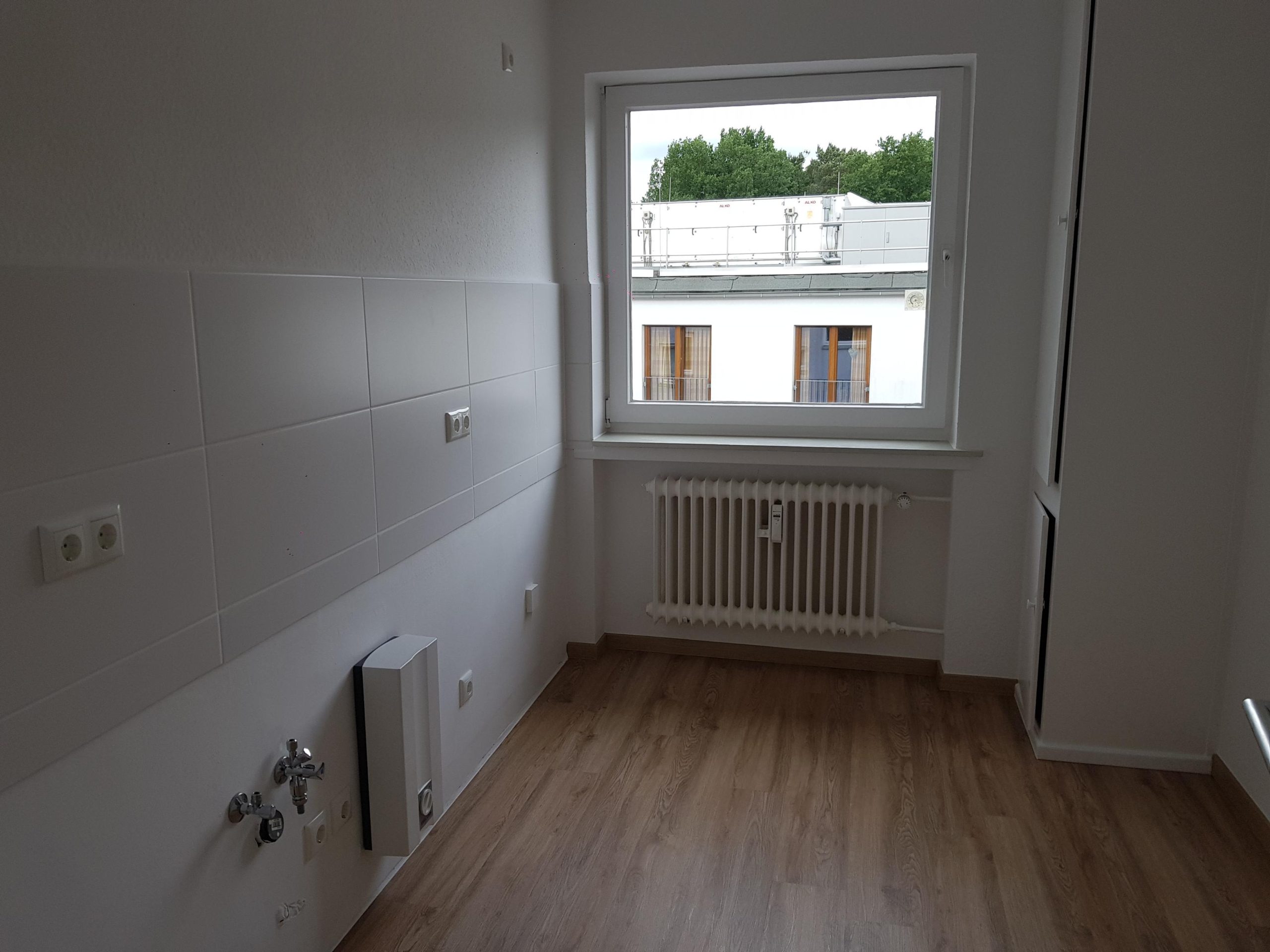 Kunze Immobilien e. K. - Immobilienangebot - 30419 Hannover - Stöcken - Etagenwohnung - KUNZE: 2-Zimmer Wohnung mit Balkon in Stöcken!