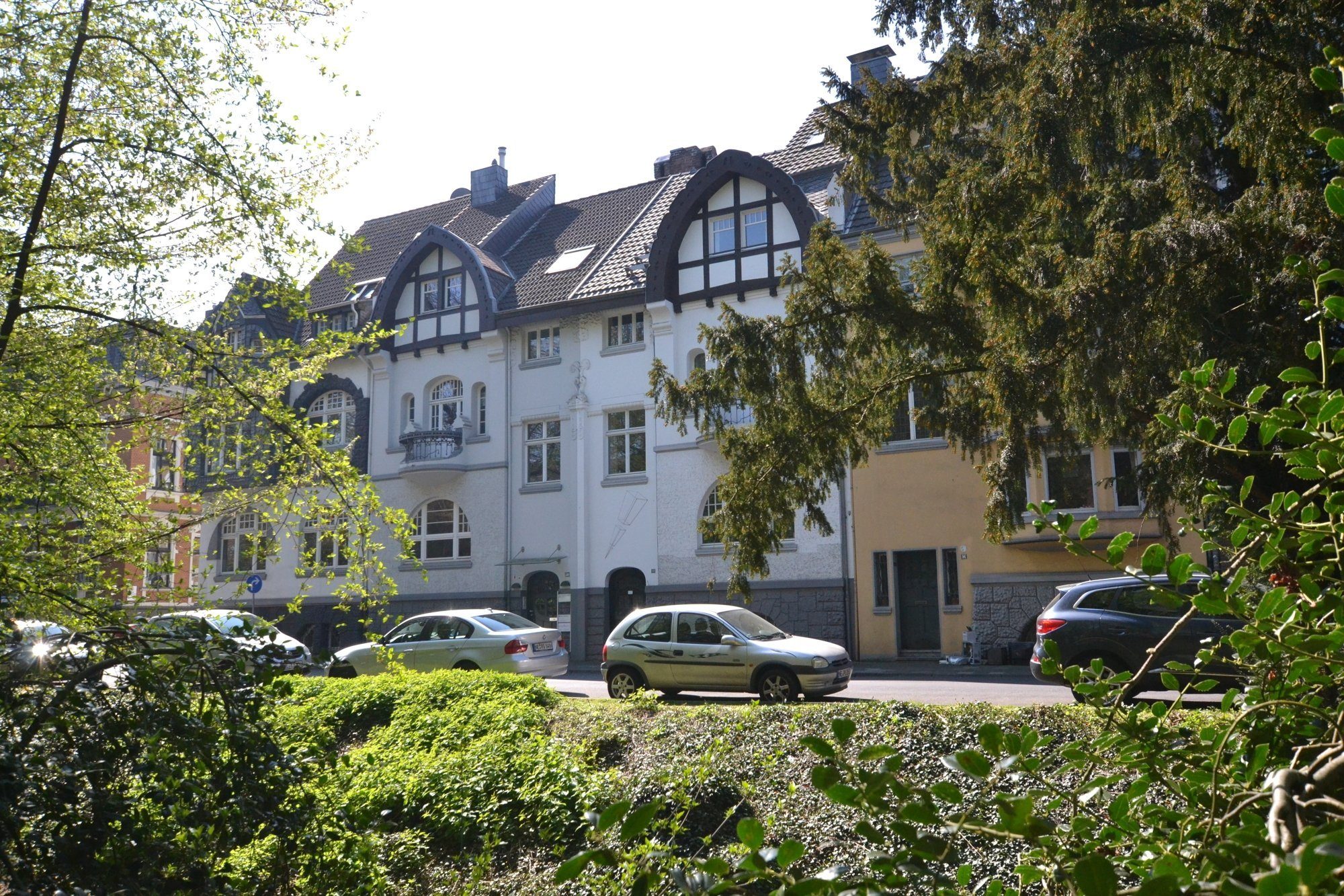 Peter Busch Immobilien GmbH - Immobilienangebot - Neuss - Haus - Denkmalgeschütztes Einfamilienhaus