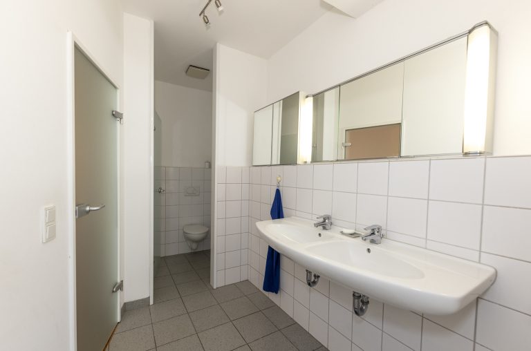 Peter Busch Immobilien GmbH - Immobilienangebot - Neuss - Alle - Kernsaniertes Wohn- und Geschäftshaus mit variablen Nutzungsmöglichkeiten
