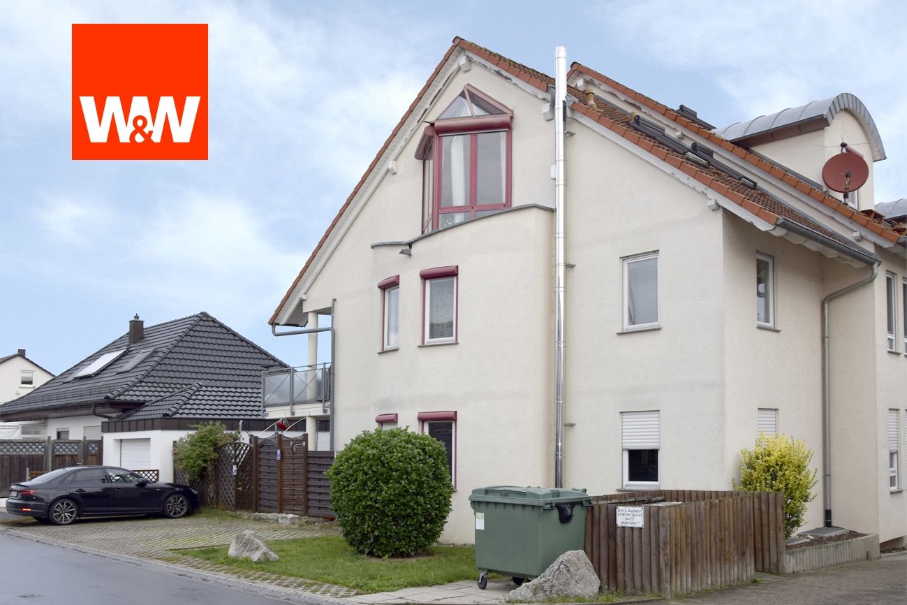 Immobilienangebot - Sachsenheim - Alle - 4-Zimmerwohnung im ländlichen Sachsenheim freut sich auf neue Bewohner