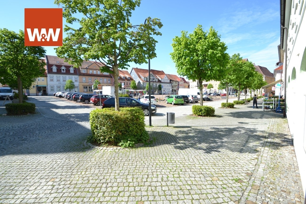 Immobilienangebot - Schleusingen - Wohnung - Helle 4-Raum-Wohnung mit Einbauküche im Stadtzentrum