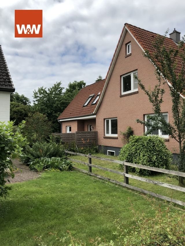 Immobilienangebot - Neumünster-Wittorf - Haus - Wohnhaus mit 2 WE, davon eine frei lieferbar in NMS-Wittorf! TK, D-Carport, Gartenhaus + Gartengrund
