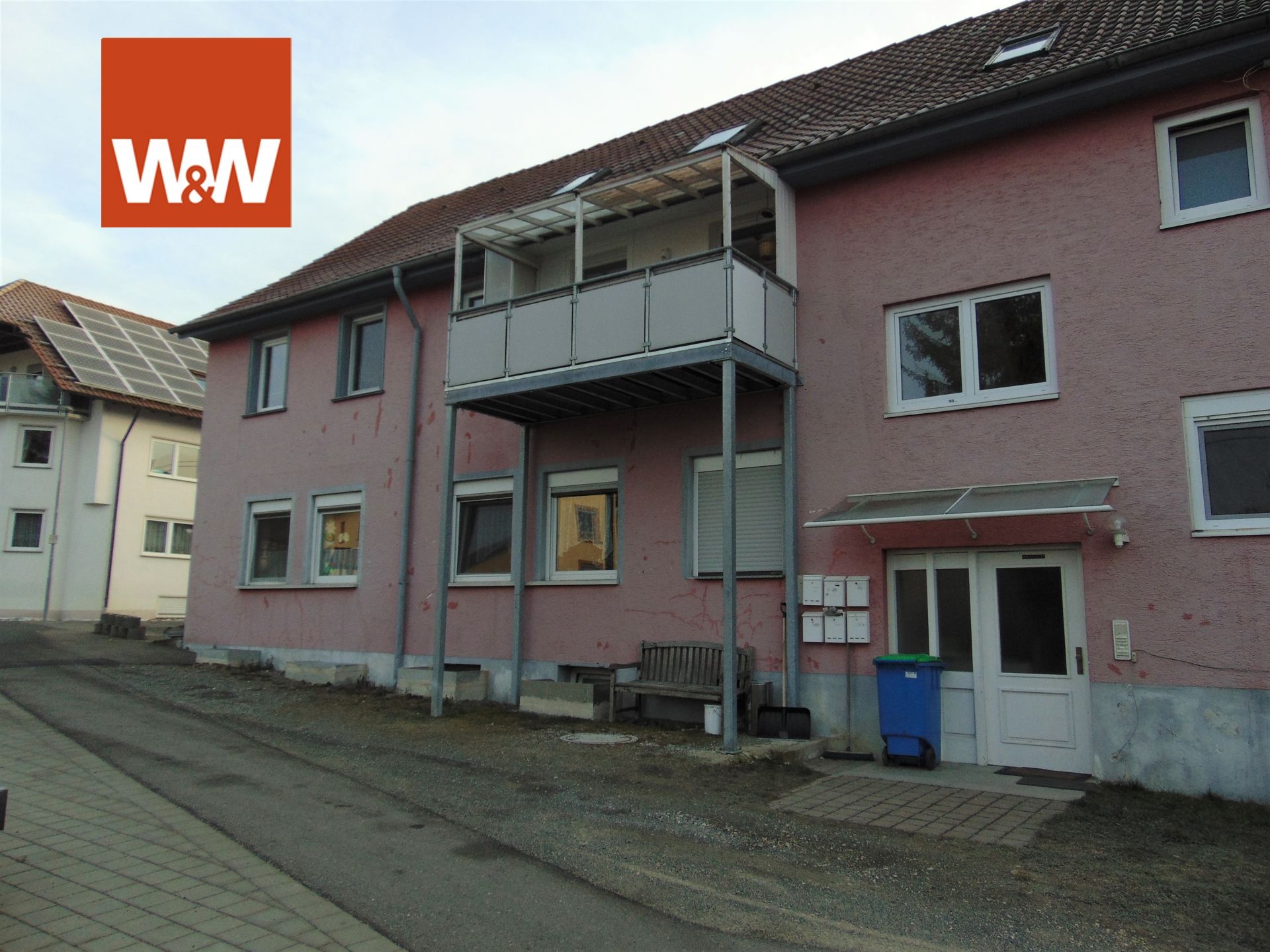 Immobilienangebot - Mühlingen / Zoznegg - Alle - RESERVIERT! Sofort frei!! 4 Zi.-Wohnung in Mühlingen-Zoznegg mit Einbauküche und Stellplatz
