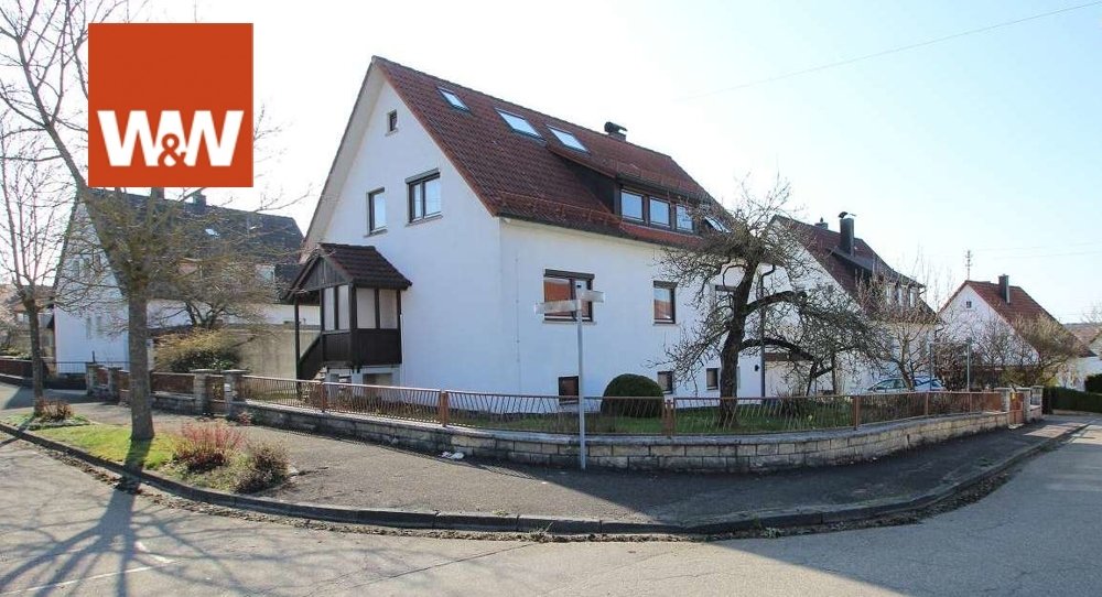 Immobilienangebot - Nattheim - Alle - Familienfreundliches Wohnen in Nattheim
Ruhig gelegenes 2 Familienhaus mit großem Garten und Garage