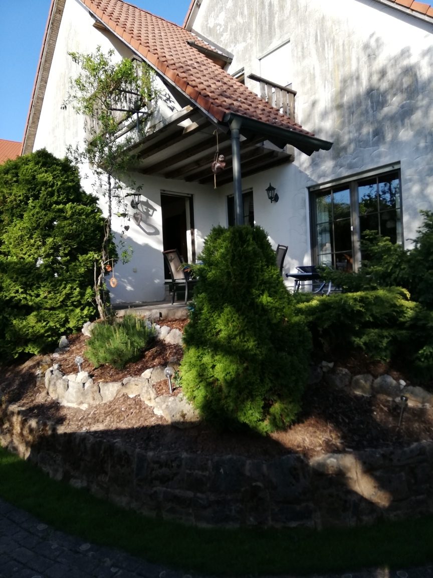 Immobilienangebot - Diespeck - Alle - Einfamilienhaus mit Einliegerwohnung in Diespeck